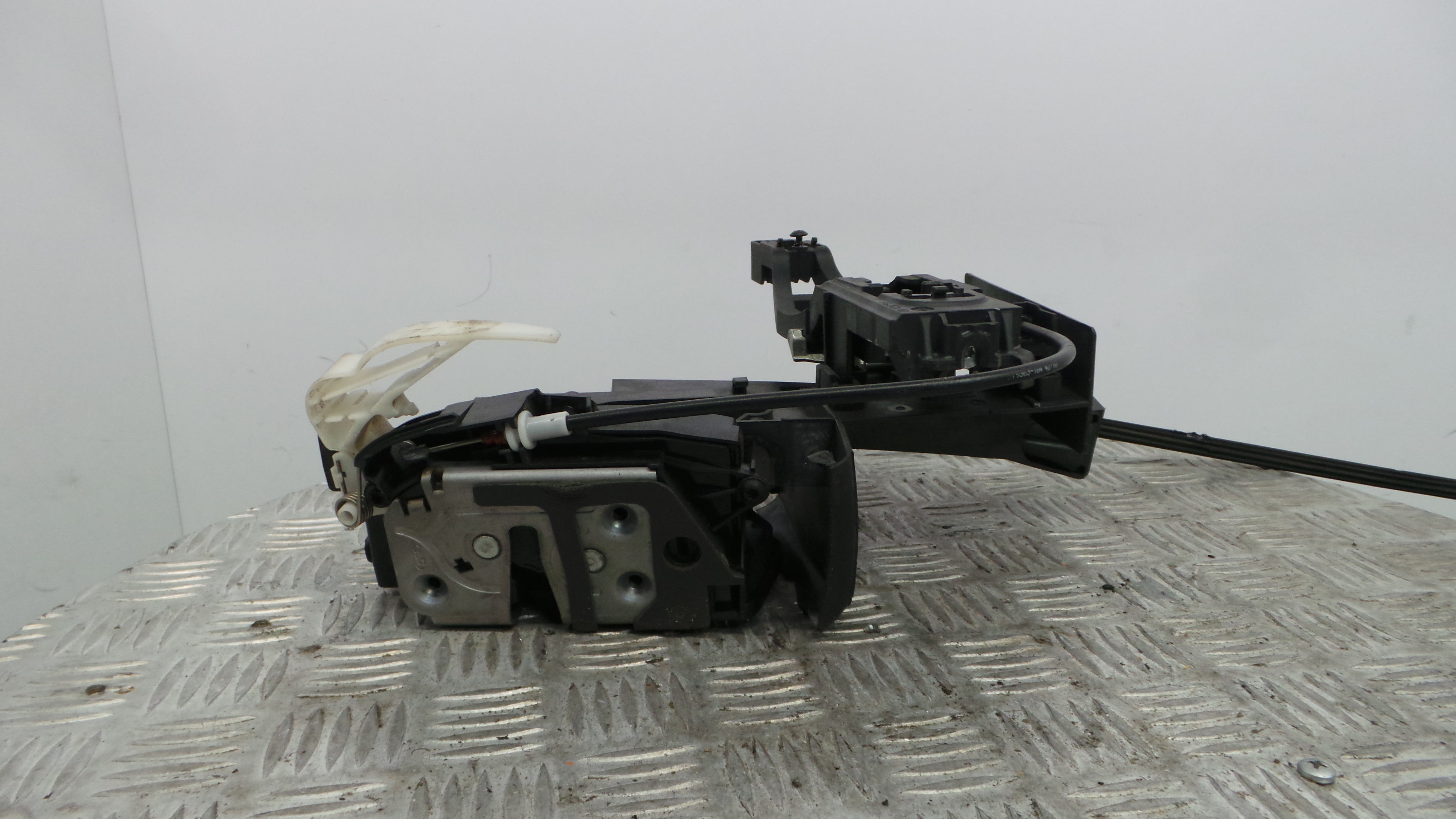 Fecho da Porta Frente Dto AM5A-R26413-CB - FORD S-MAX (WA6)-33639566