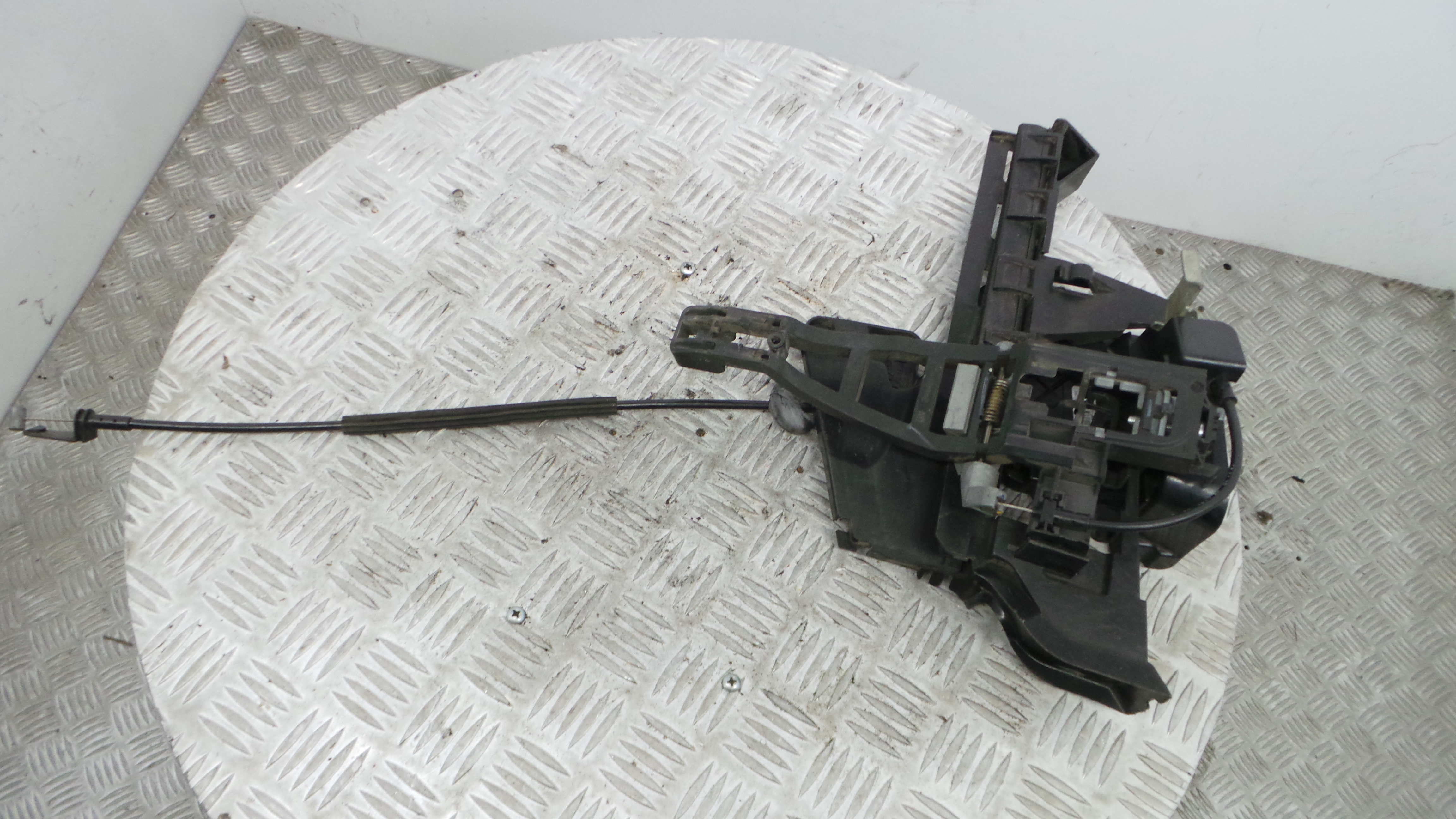 Fecho da Porta Frente Dto 4M5A-A26412-BE - FORD FOCUS II (DA_, HCP, DP)-33639575