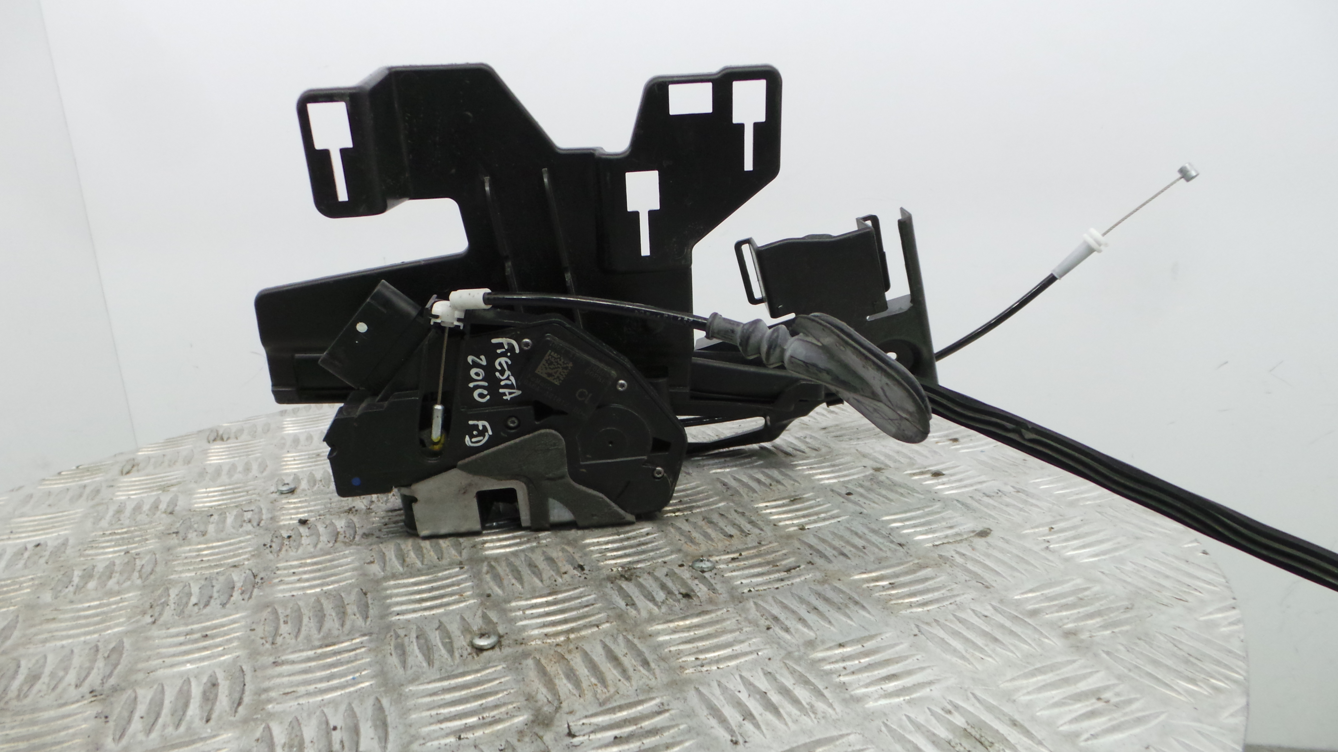 Fecho da Porta Frente Dto 8A6A-A21812-BD - FORD FIESTA VI (CB1, CCN)-33639652 Fecho da Porta Frente Dto 8A6A-A21812-BD - FORD FIESTA VI (CB1, CCN)-33639652