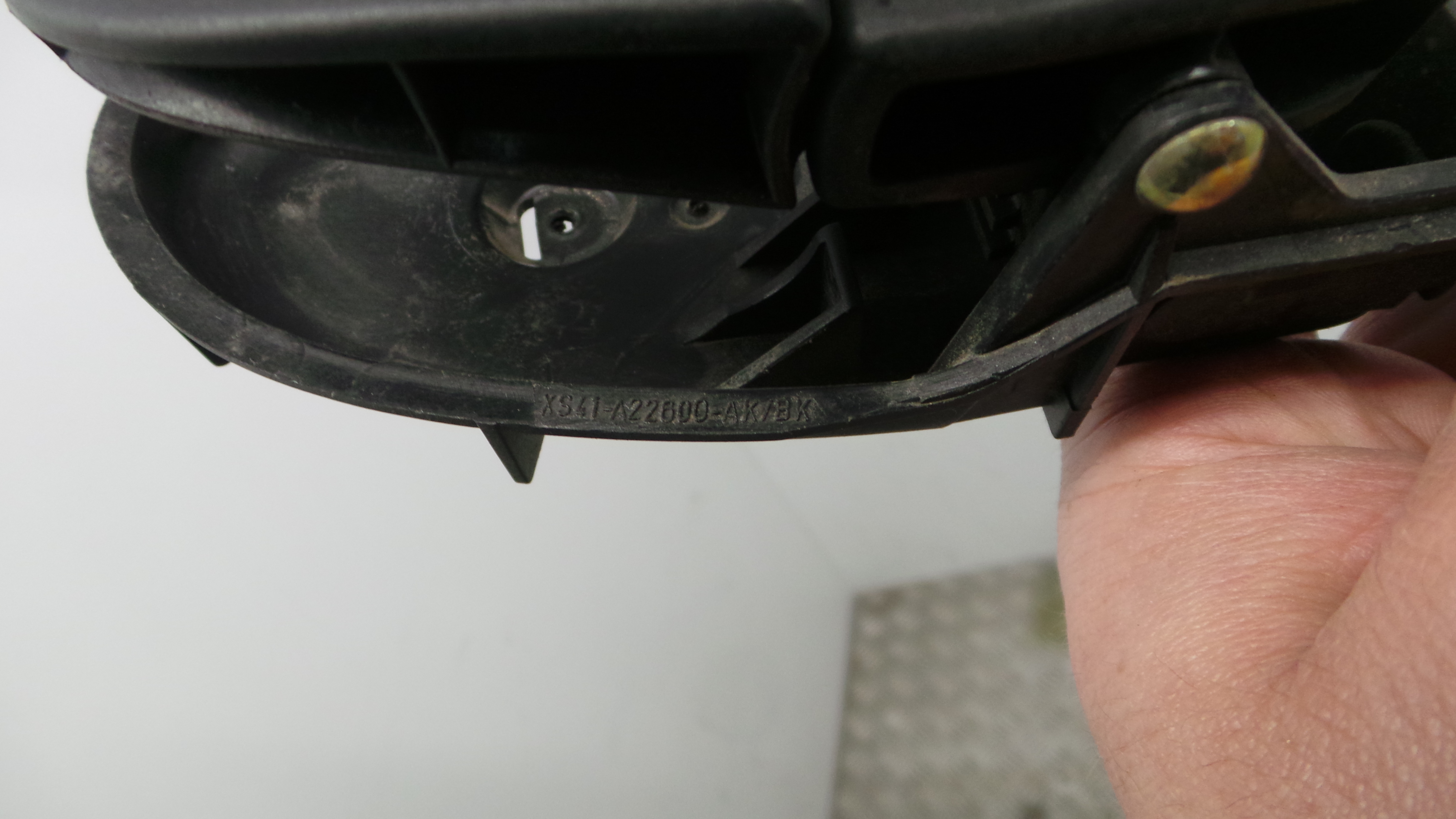 Fecho da Porta Trás Dto XS41-A26412-BH - FORD FOCUS I (DAW, DBW)-33639664