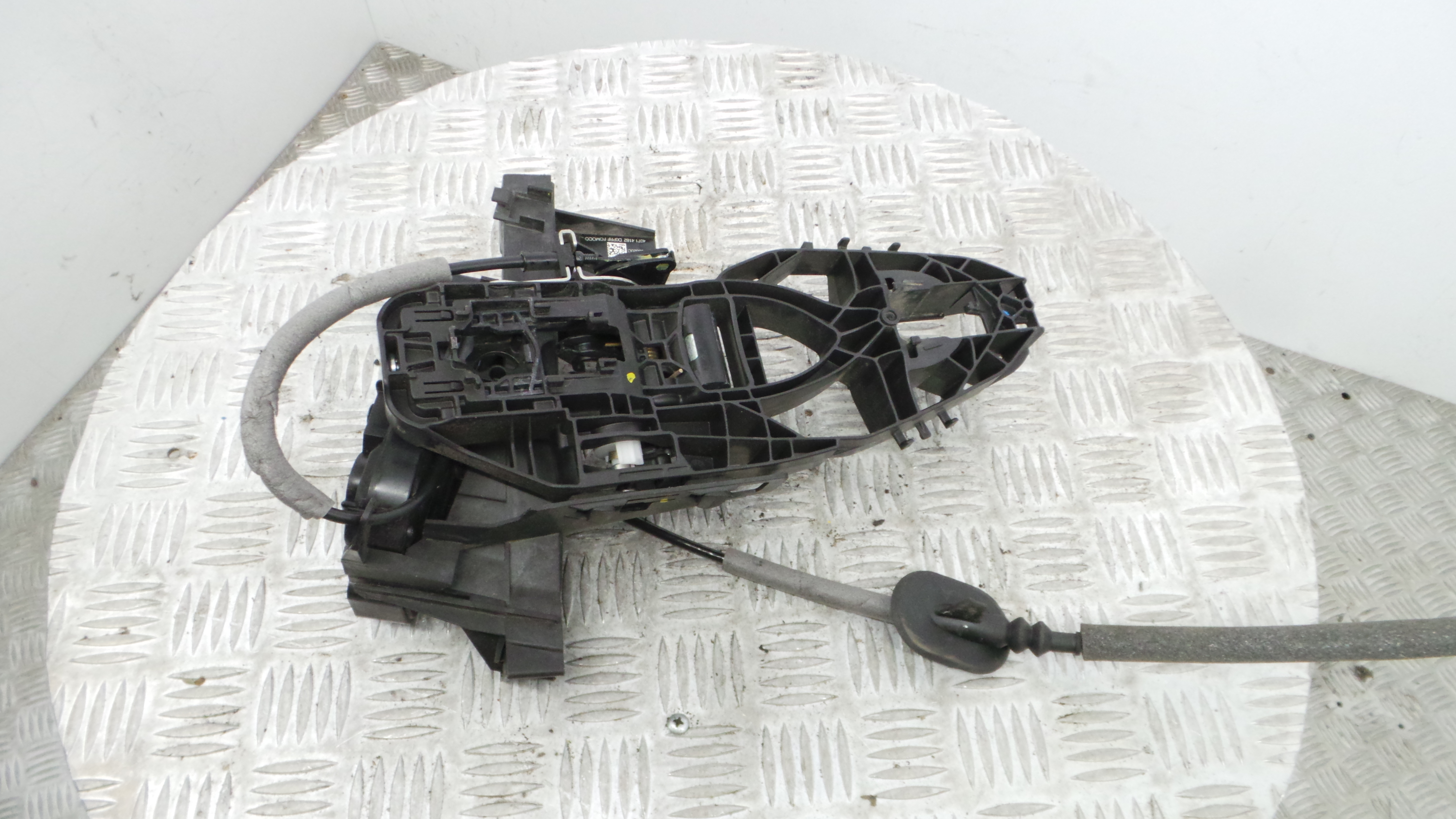 Fecho da Porta Trás Dto H1BB-A218A00-BE - FORD FIESTA VII (HJ, HF)-33639673