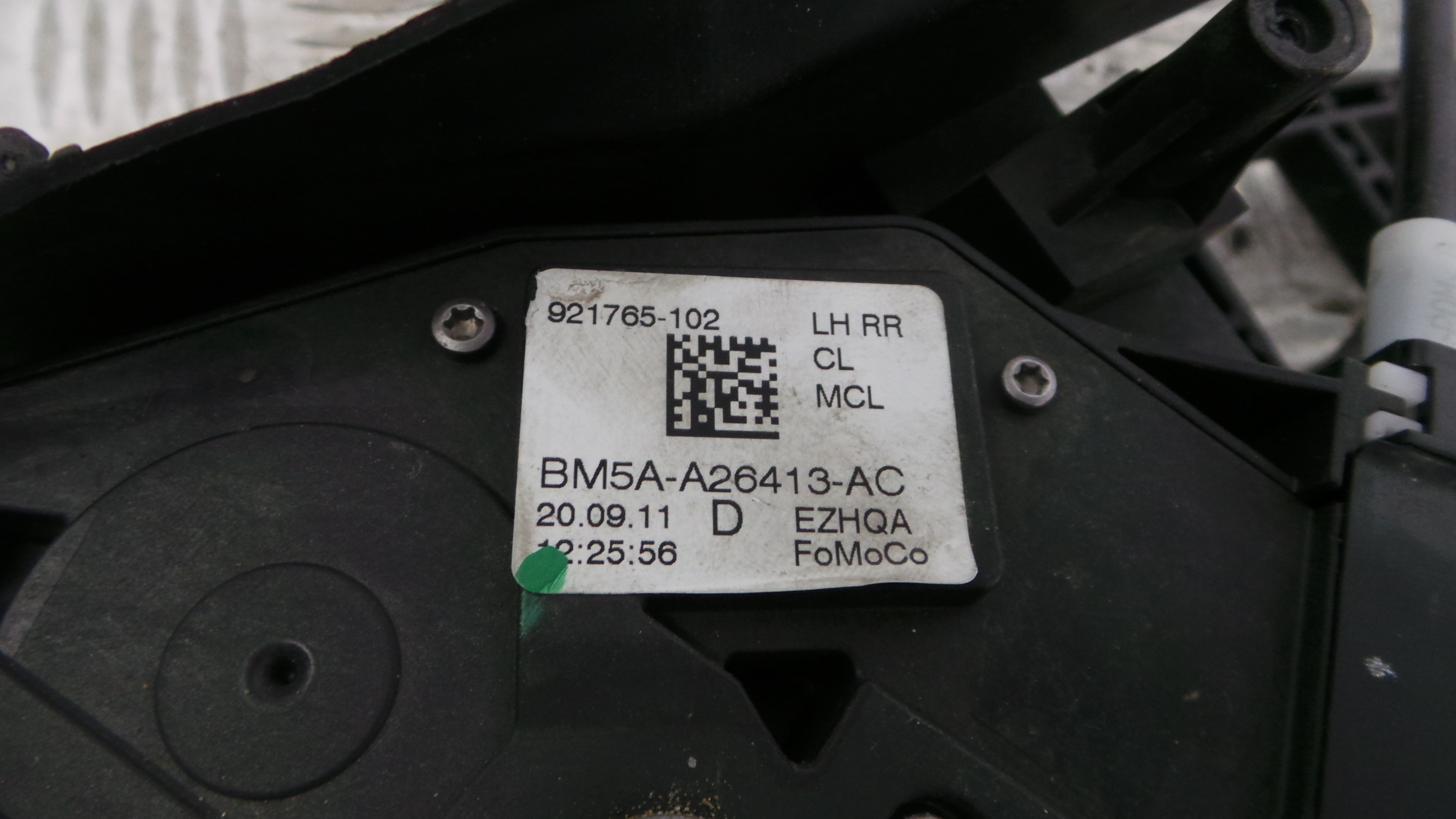 Fecho da Porta Trás Esq BM5A-A26413-AC - FORD FOCUS II (DA_, HCP, DP)-33639679