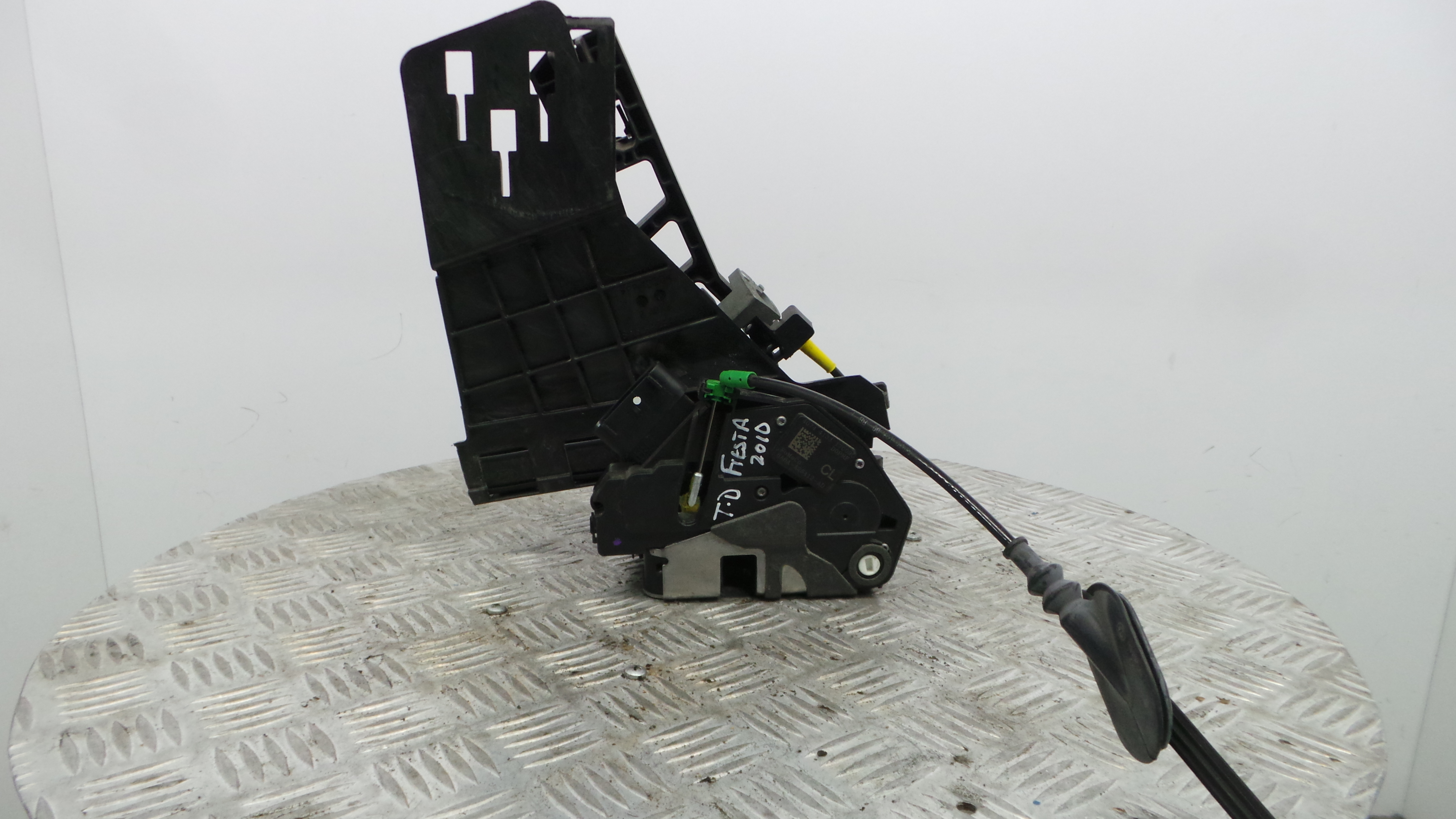 Fecho da Porta Trás Dto 8A64-A26412-AD - FORD FIESTA VI (CB1, CCN)-33639691