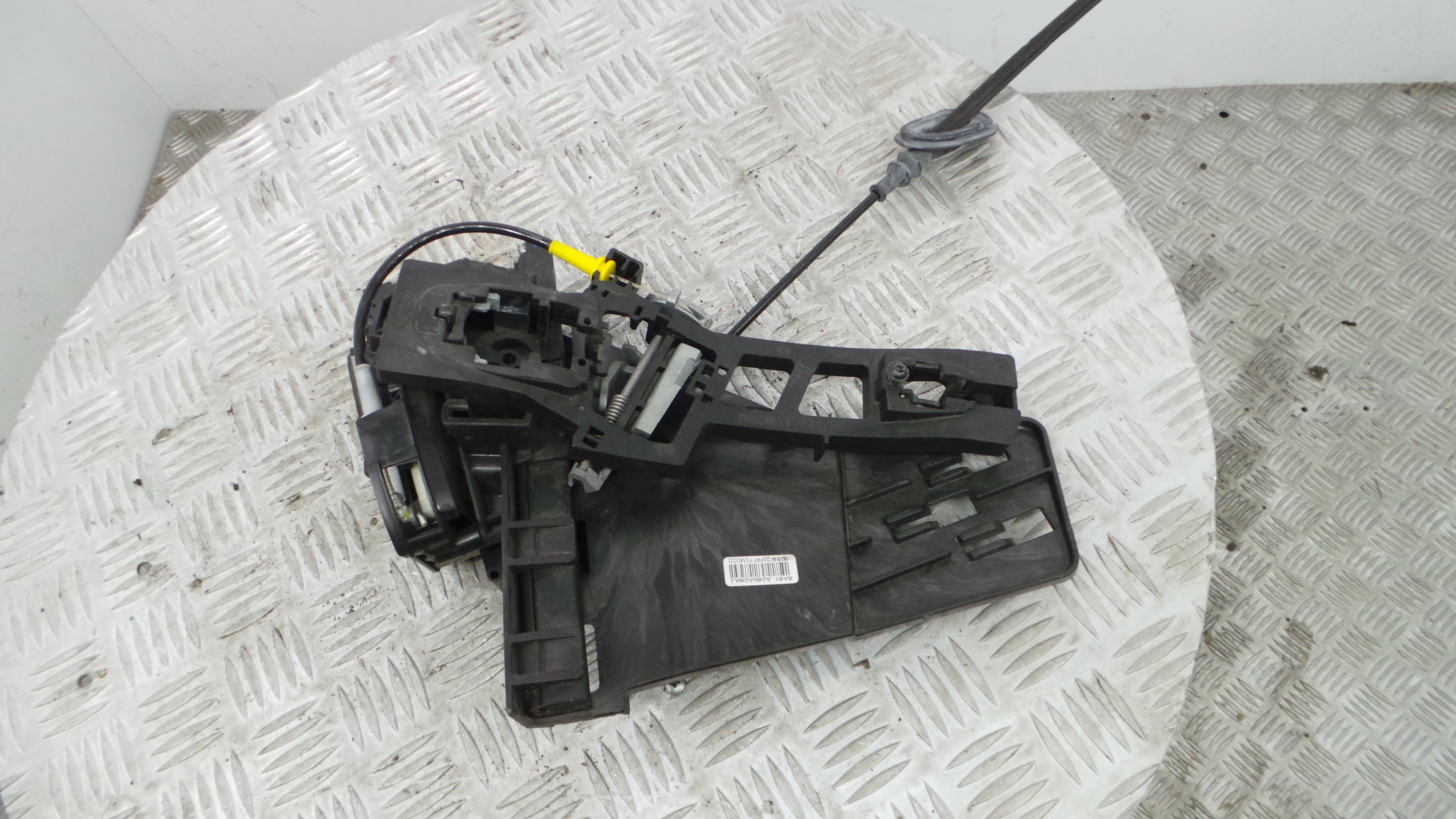 Fecho da Porta Trás Dto 8A64-A26412-AD - FORD FIESTA VI (CB1, CCN)-33639691