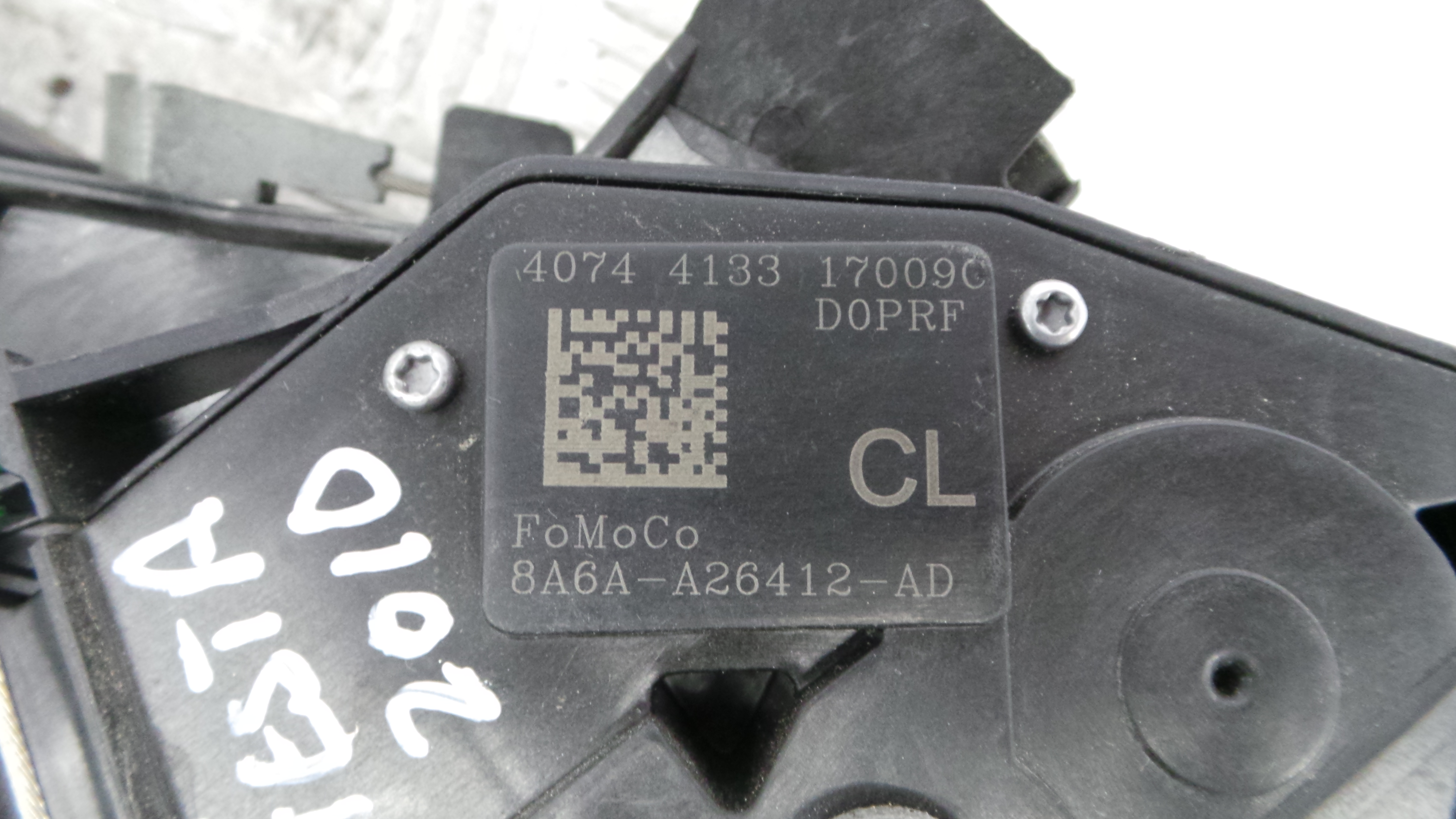 Fecho da Porta Trás Dto 8A64-A26412-AD - FORD FIESTA VI (CB1, CCN)-33639691