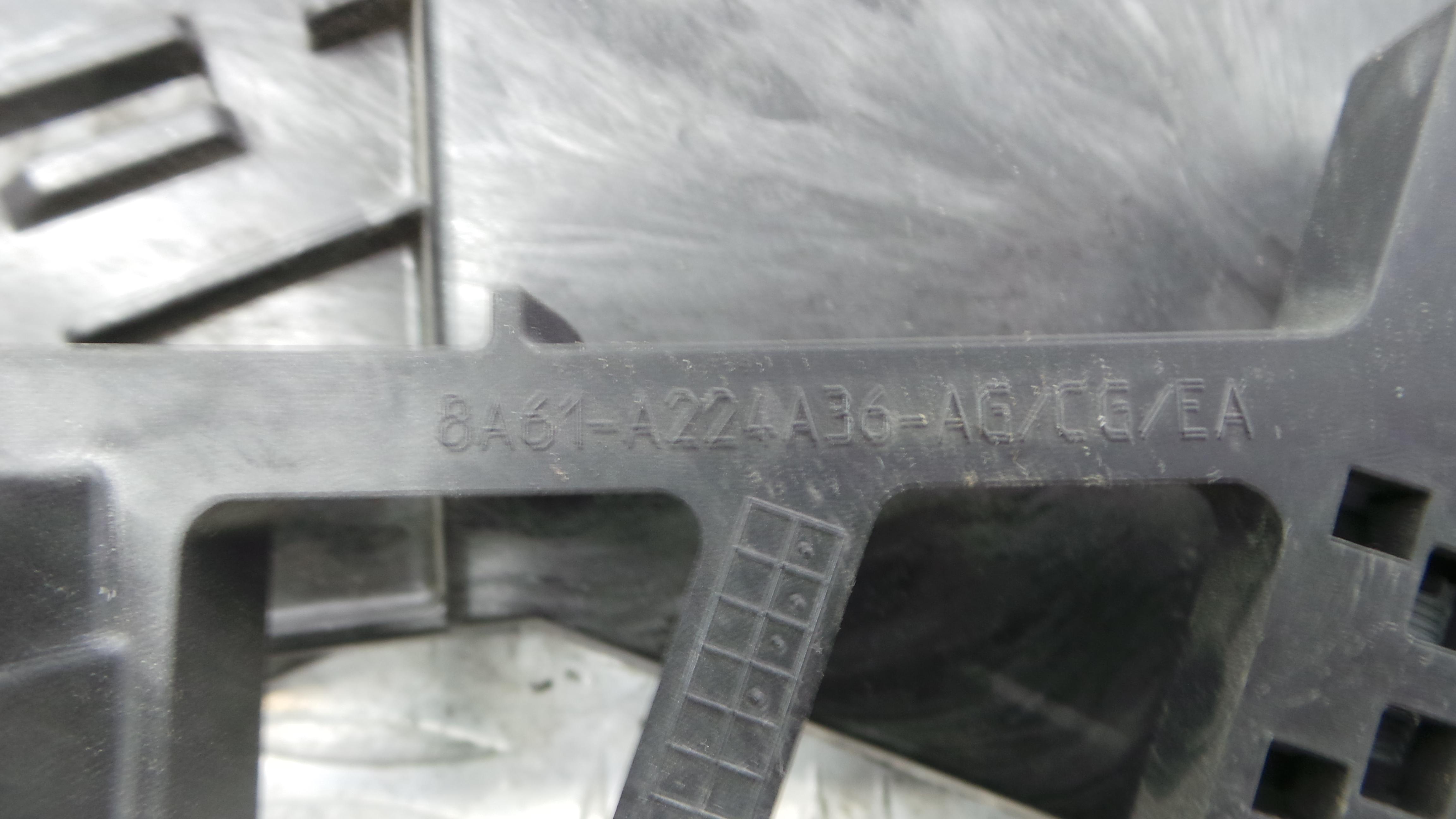 Fecho da Porta Trás Dto 8A64-A26412-AD - FORD FIESTA VI (CB1, CCN)-33639691