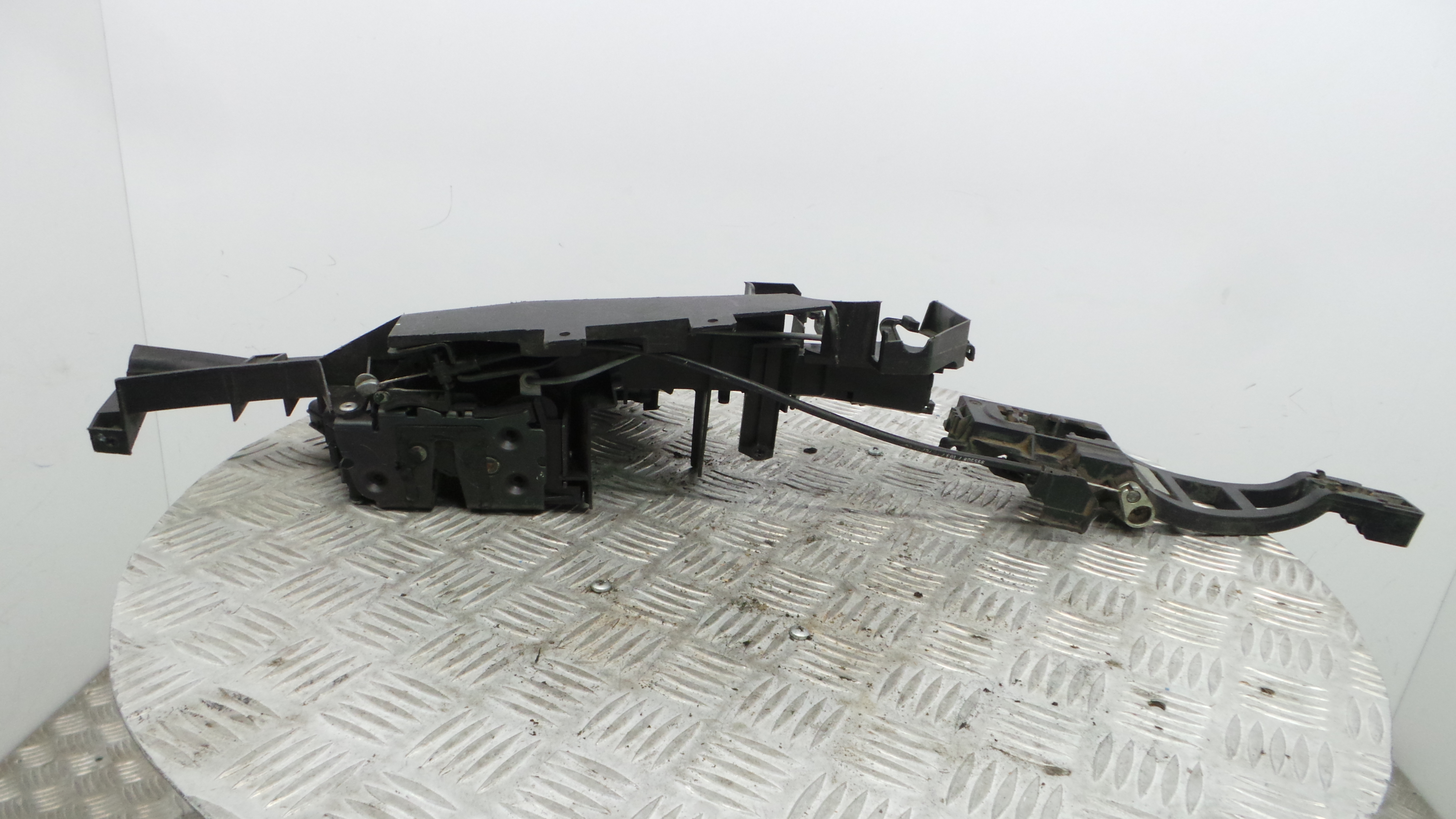 Fecho da Porta Frente Esq 3M5A-R21813-ER - FORD C-MAX (DM2)-33639707