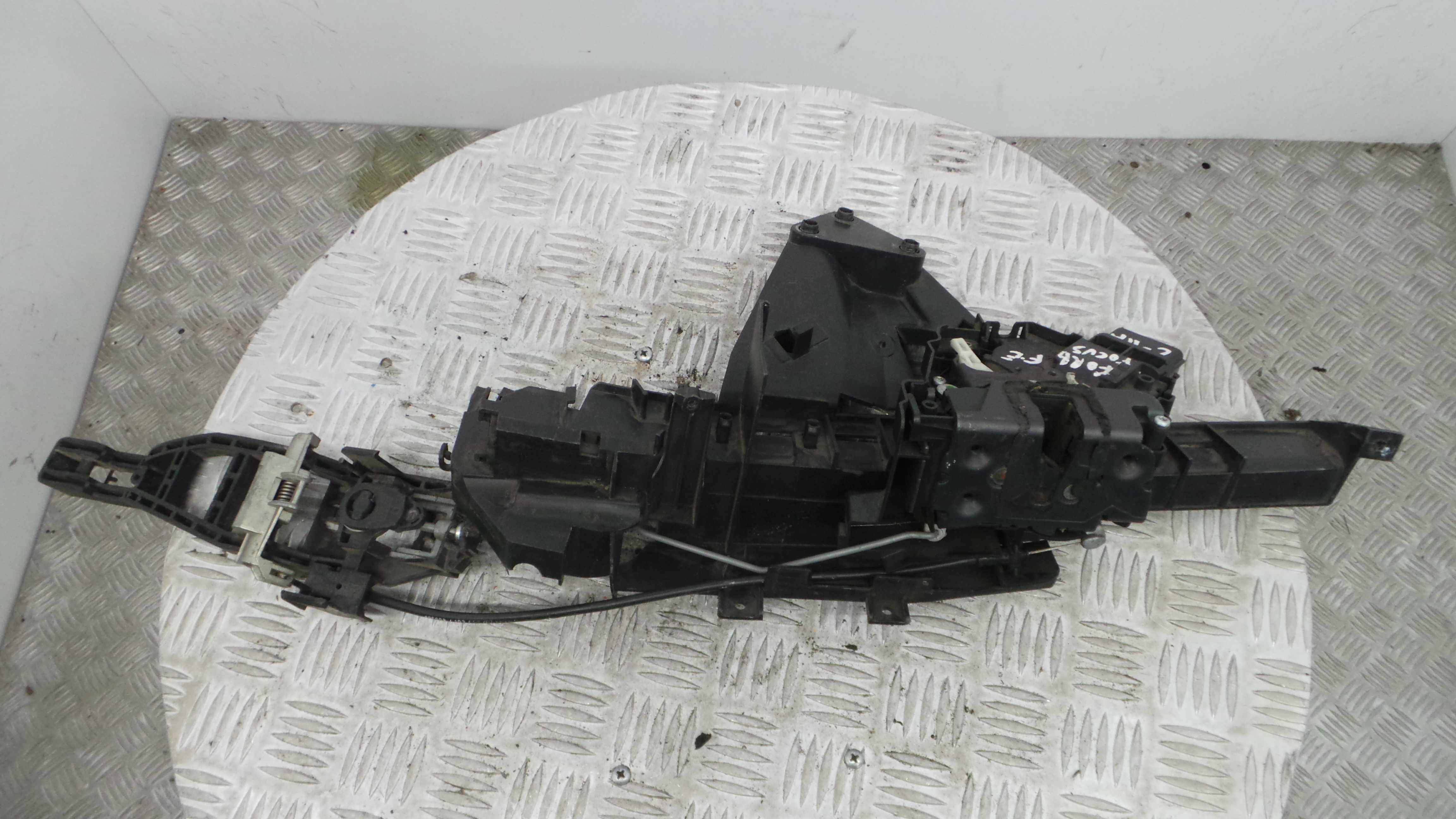 Fecho da Porta Frente Esq 3M5A-R21813-ER - FORD C-MAX (DM2)-33639707