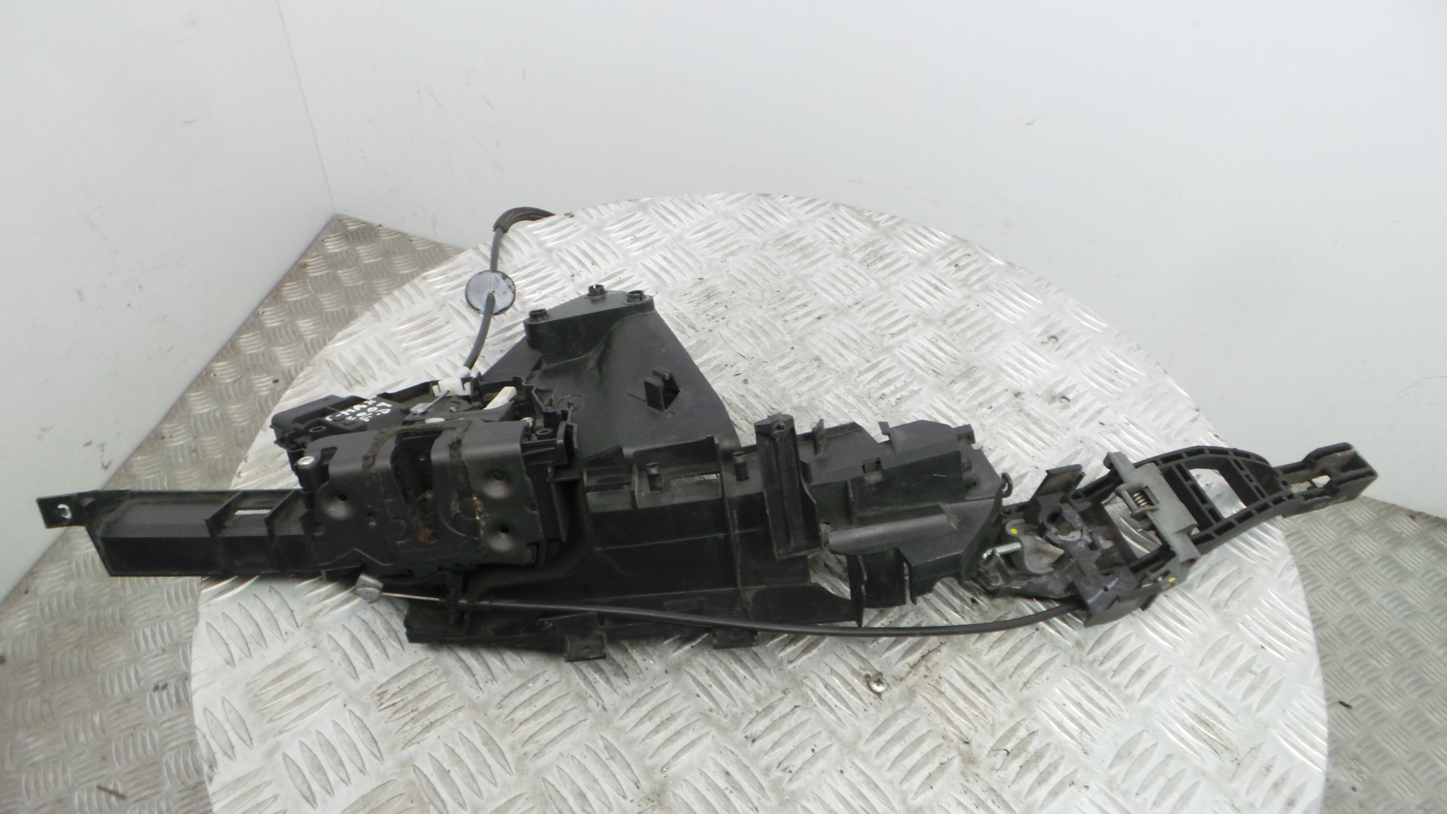 Fecho da Porta Frente Dto 7M5A-R21812-AA - FORD C-MAX (DM2)-33639770