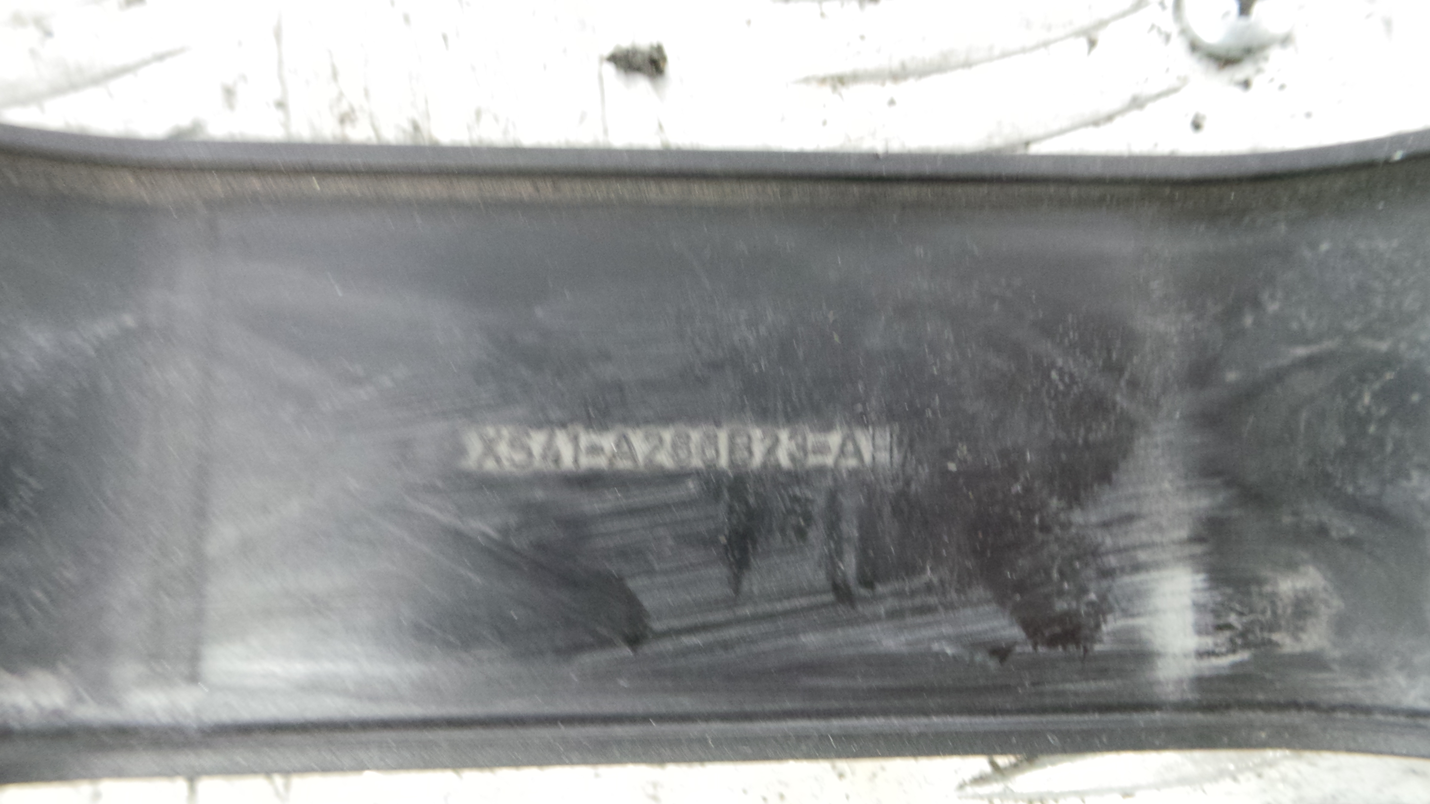 Fecho da Porta Trás Esq XS41-A26413-BH - FORD FOCUS I (DAW, DBW)-33639782