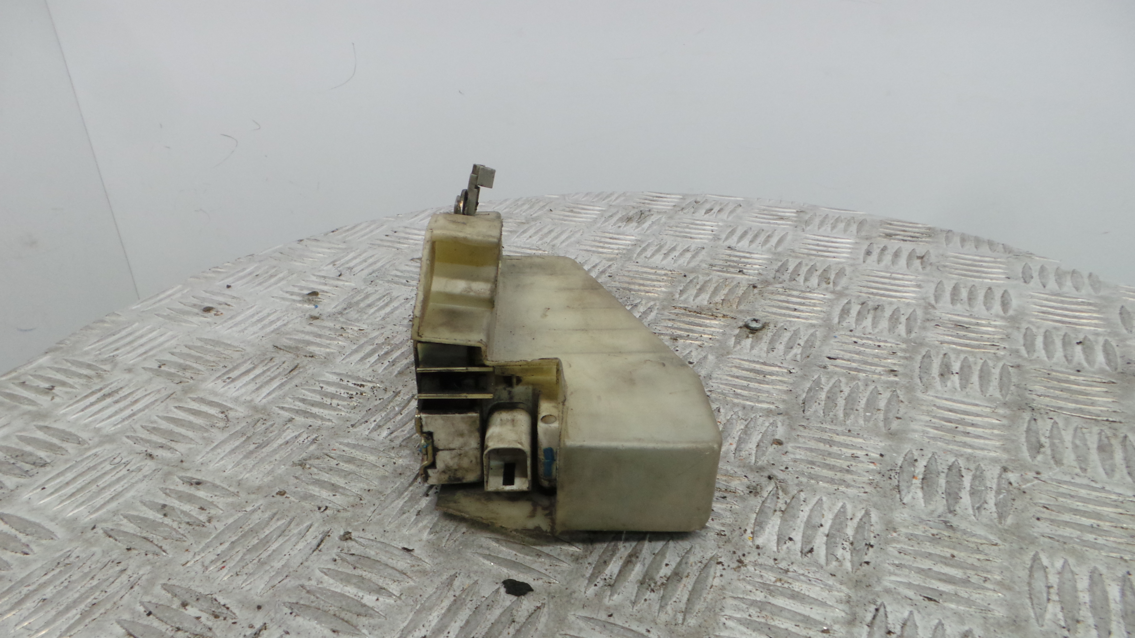 Fecho da Porta Dto 96FG-B219A64-CD - FORD FIESTA IV (JA_, JB_), FIESTA Mk IV (JA_, JB_)-33639801