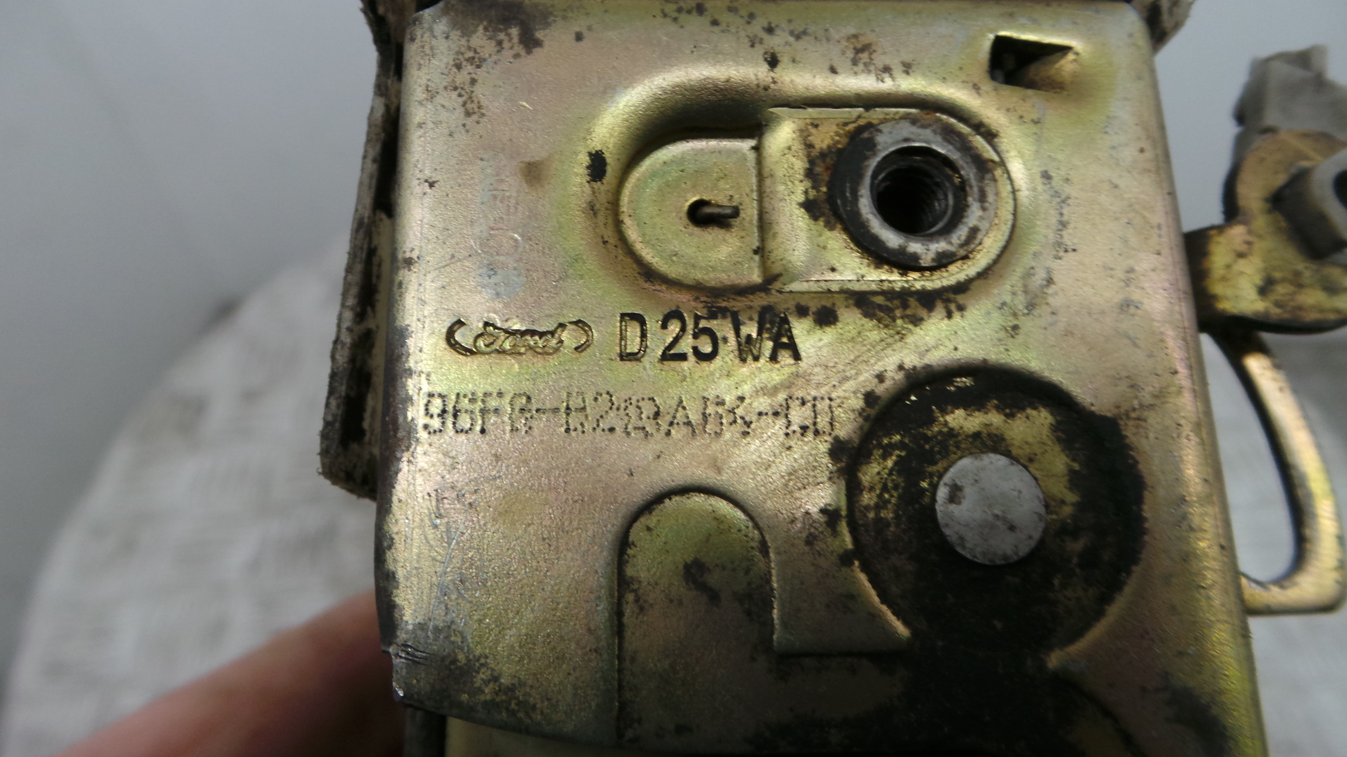 Fecho da Porta Dto 96FG-B219A64-CD - FORD FIESTA IV (JA_, JB_), FIESTA Mk IV (JA_, JB_)-33639801