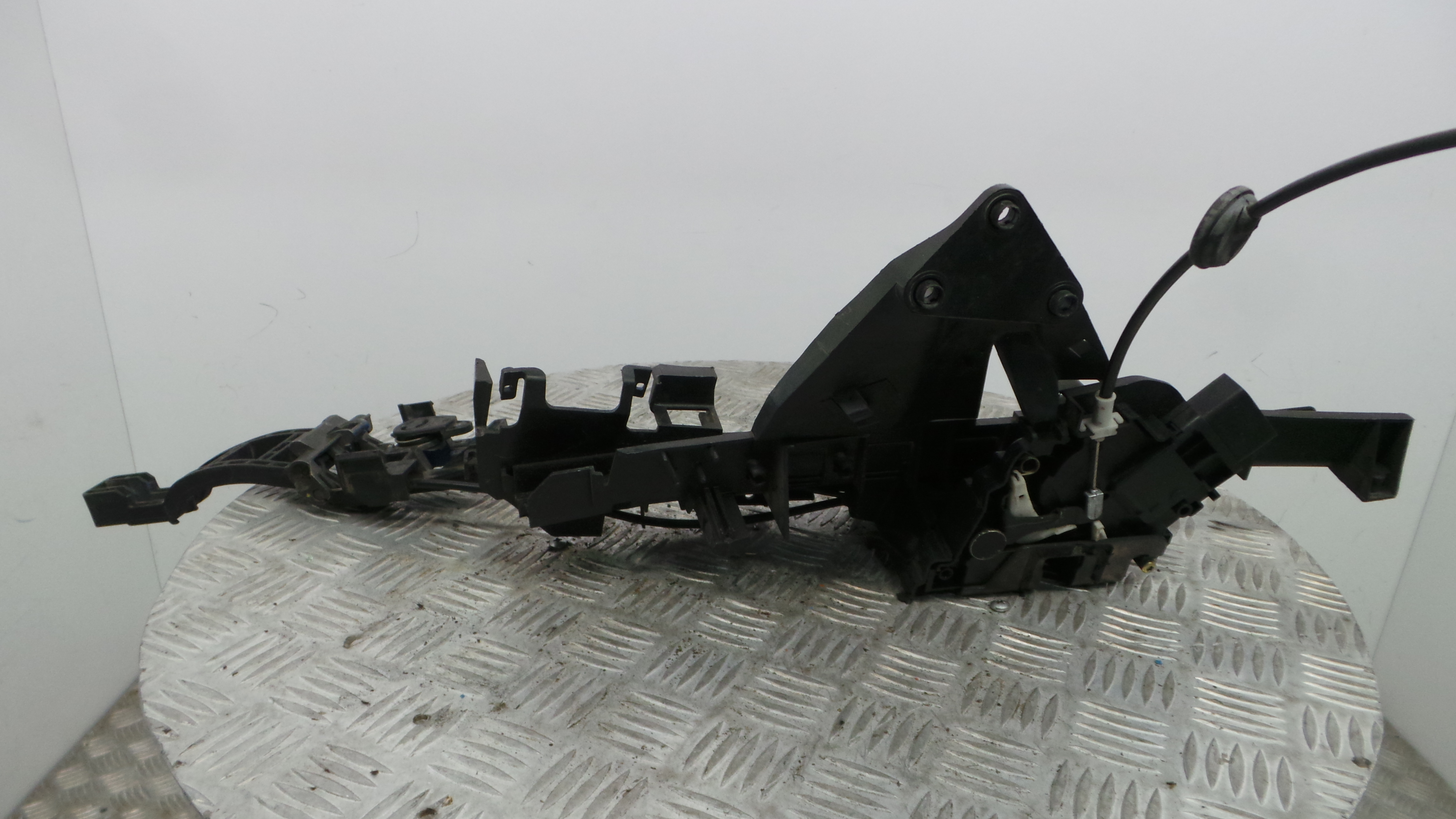 Fecho da Porta Frente Esq 3M51-R21979-AB - FORD FOCUS C-MAX (DM2)-33639821