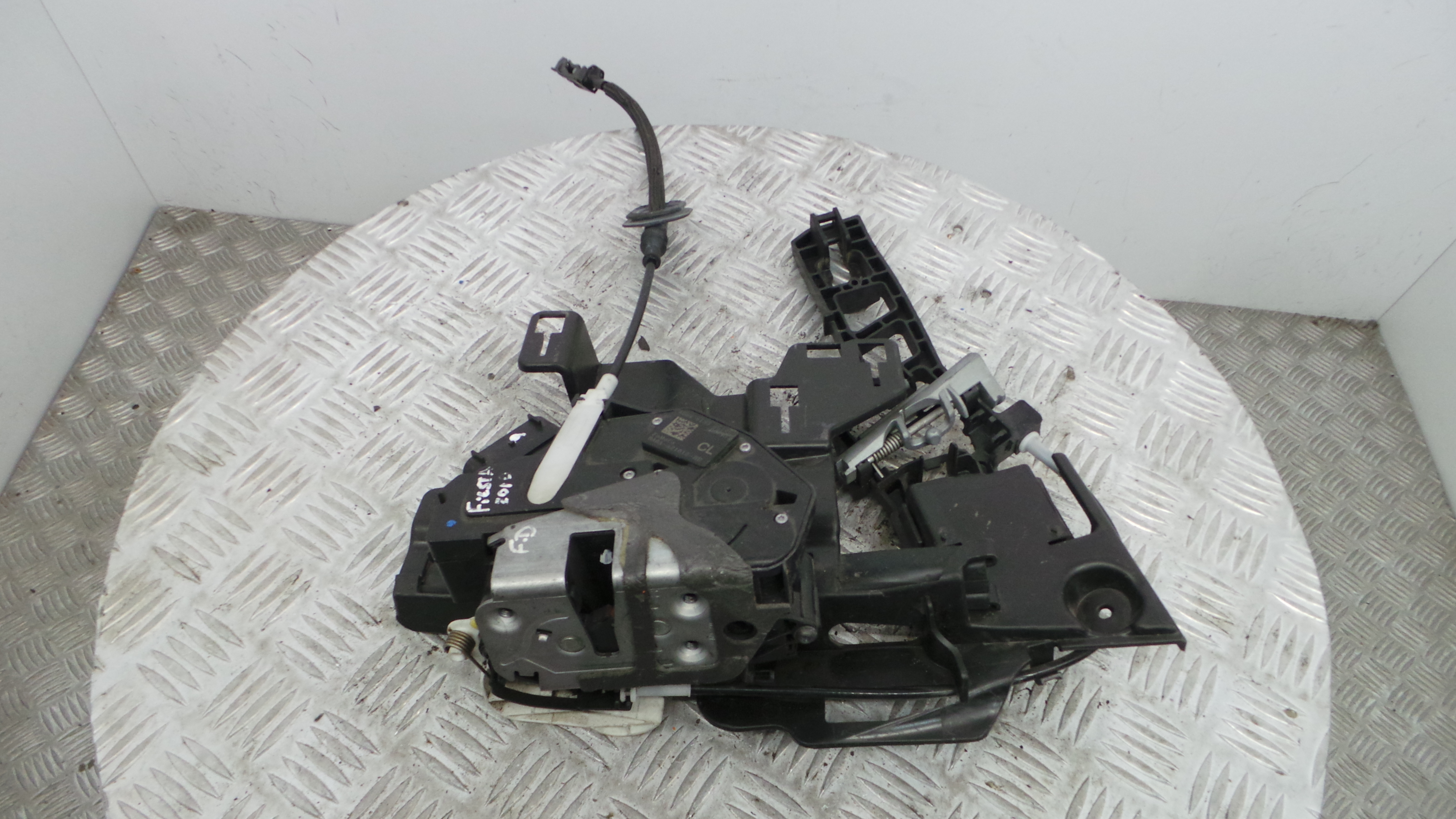 Fecho da Porta Frente Dto 8A6A-A21812-BD - FORD FIESTA VI (CB1, CCN)-33639848