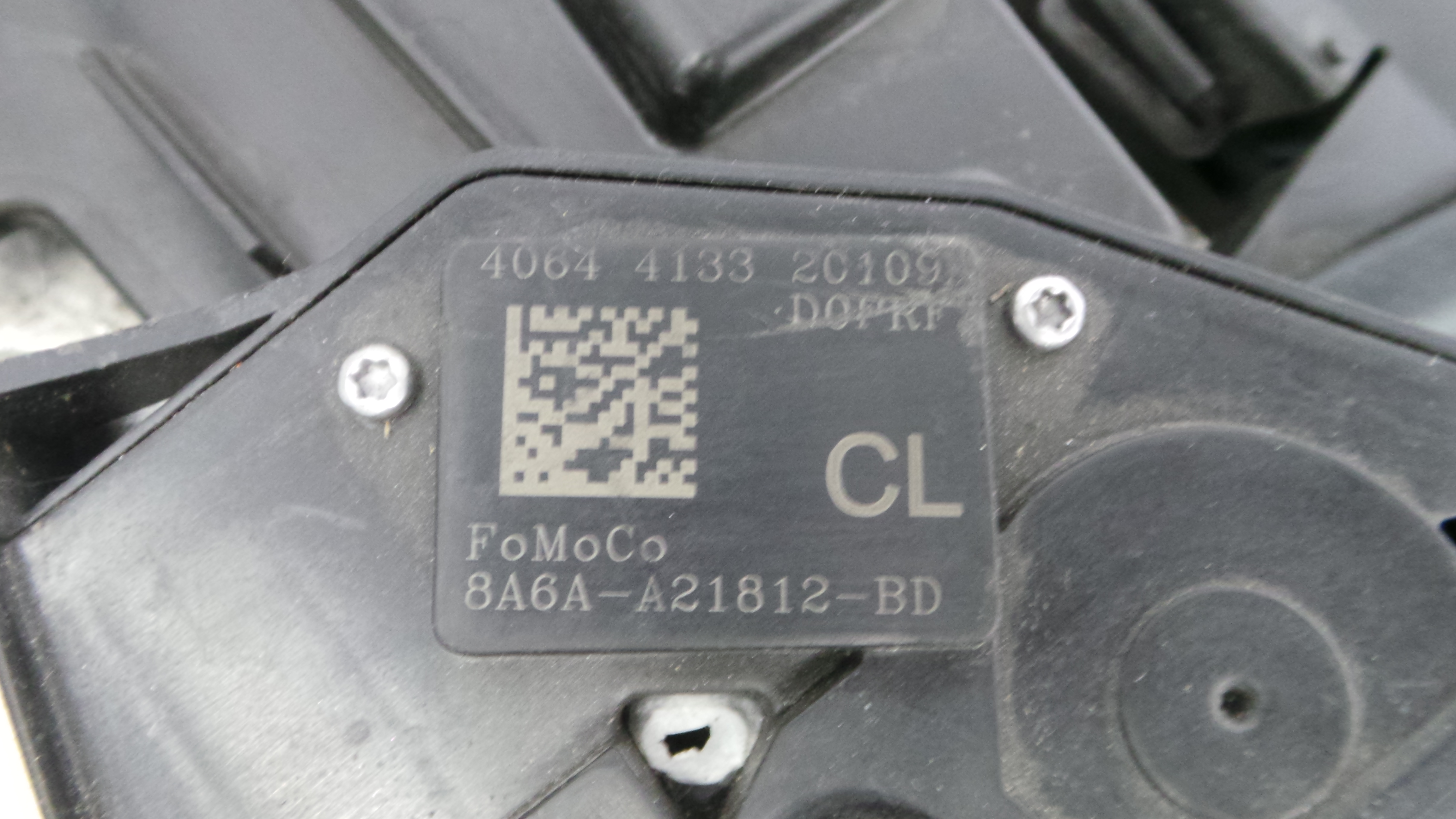 Fecho da Porta Frente Dto 8A6A-A21812-BD - FORD FIESTA VI (CB1, CCN)-33639848