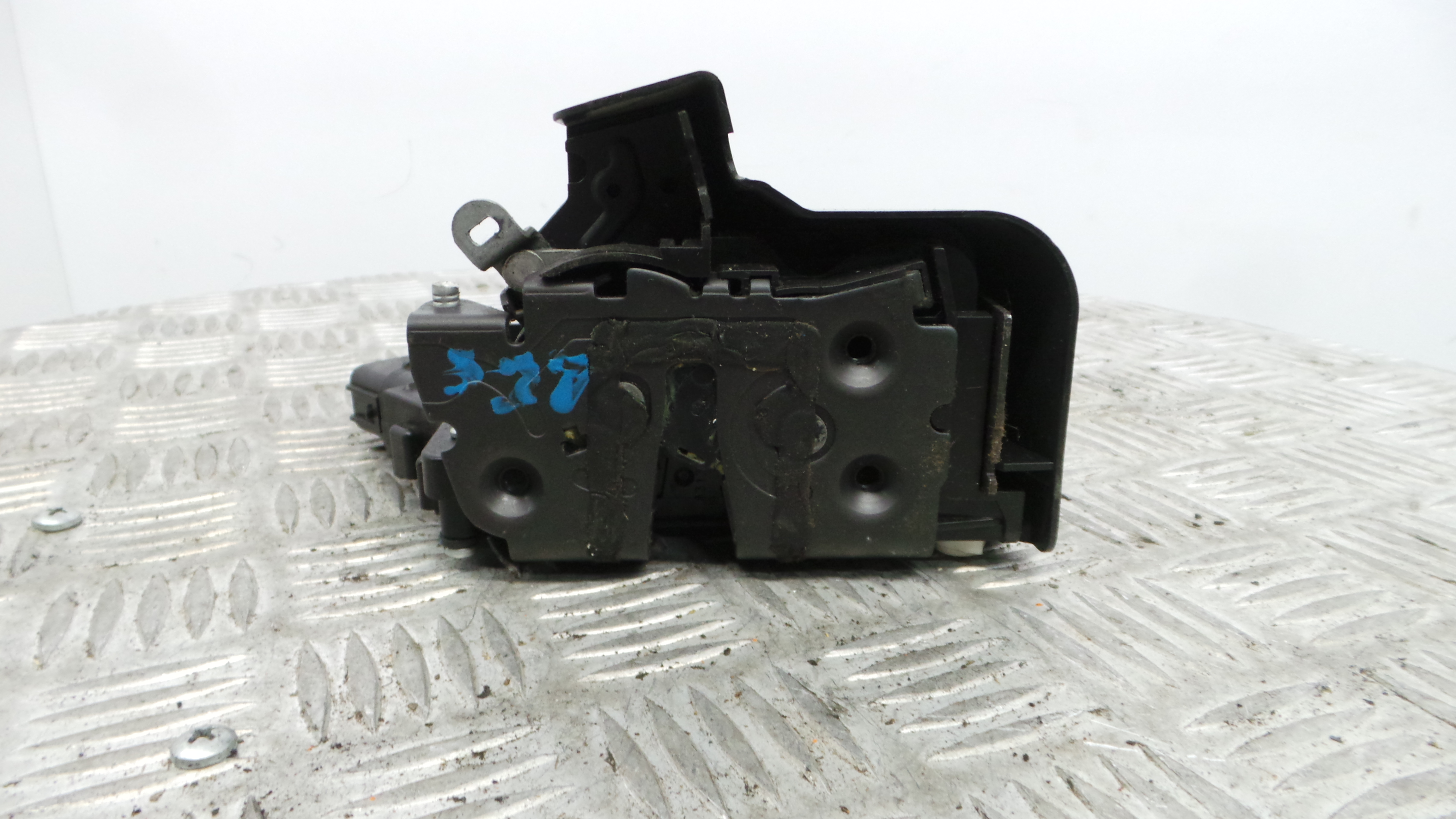 Fecho da Porta Trás Esq 3M5A-R26413-BP - FORD FOCUS II (DA_, HCP, DP)-33639979