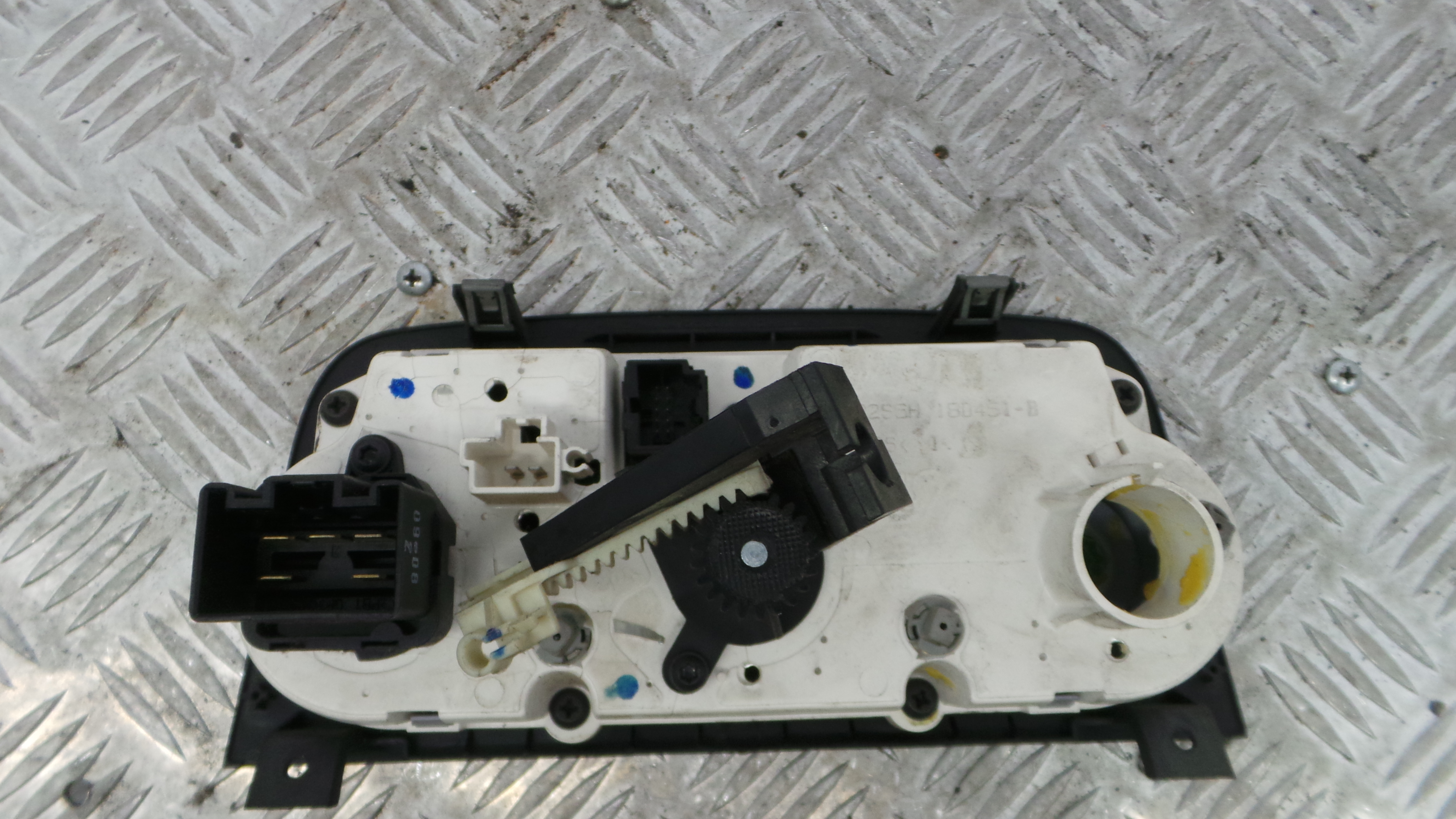 Comando da Sofagem / Climatronic VP2S6H-18D451-B - FORD FIESTA V (JH_, JD_)-33640245