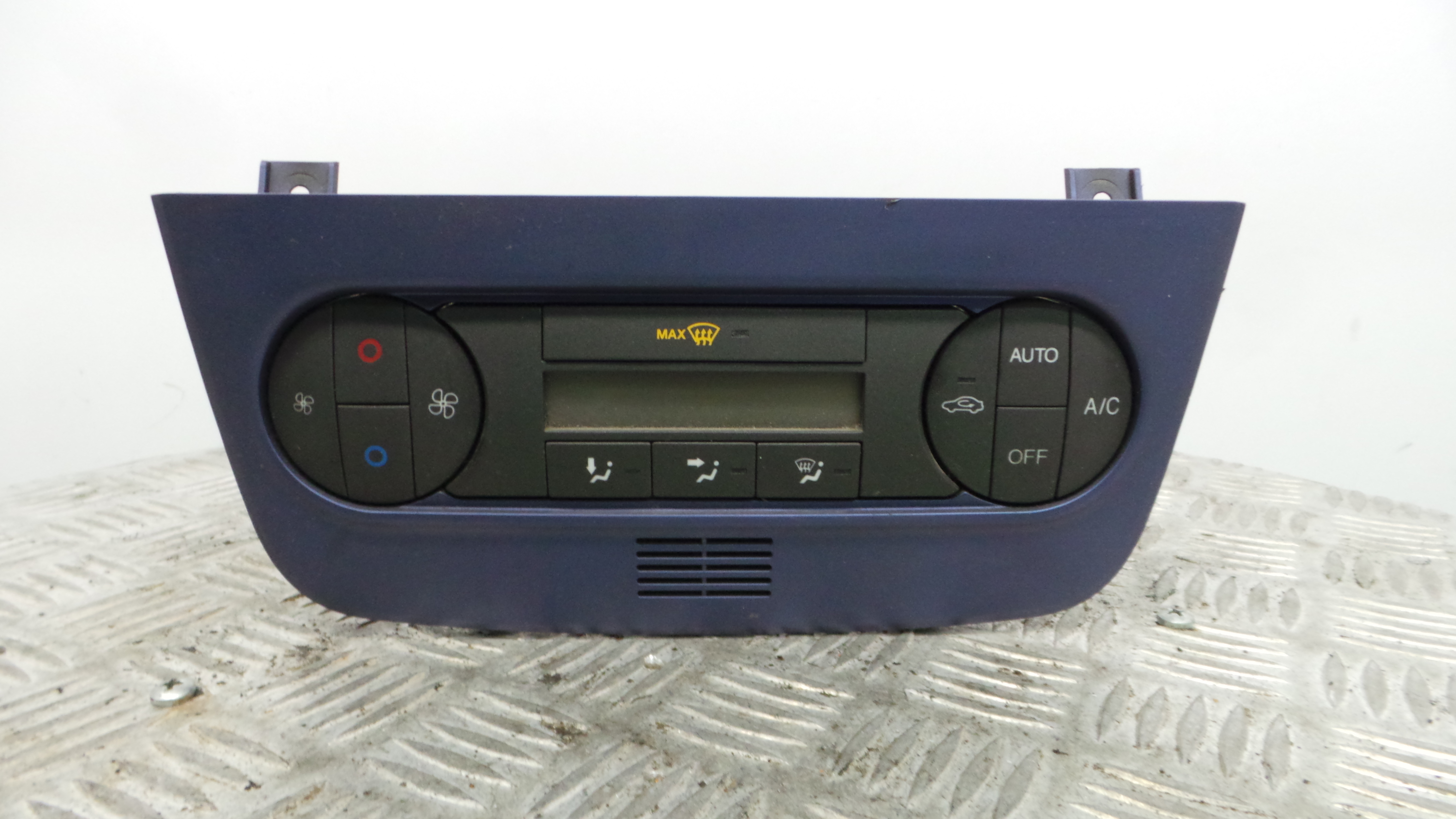 Comando da Sofagem / Climatronic 6S6T-18C612-AE - FORD FIESTA V (JH_, JD_)-33640325 Comando da Sofagem / Climatronic 6S6T-18C612-AE - FORD FIESTA V (JH_, JD_)-33640325