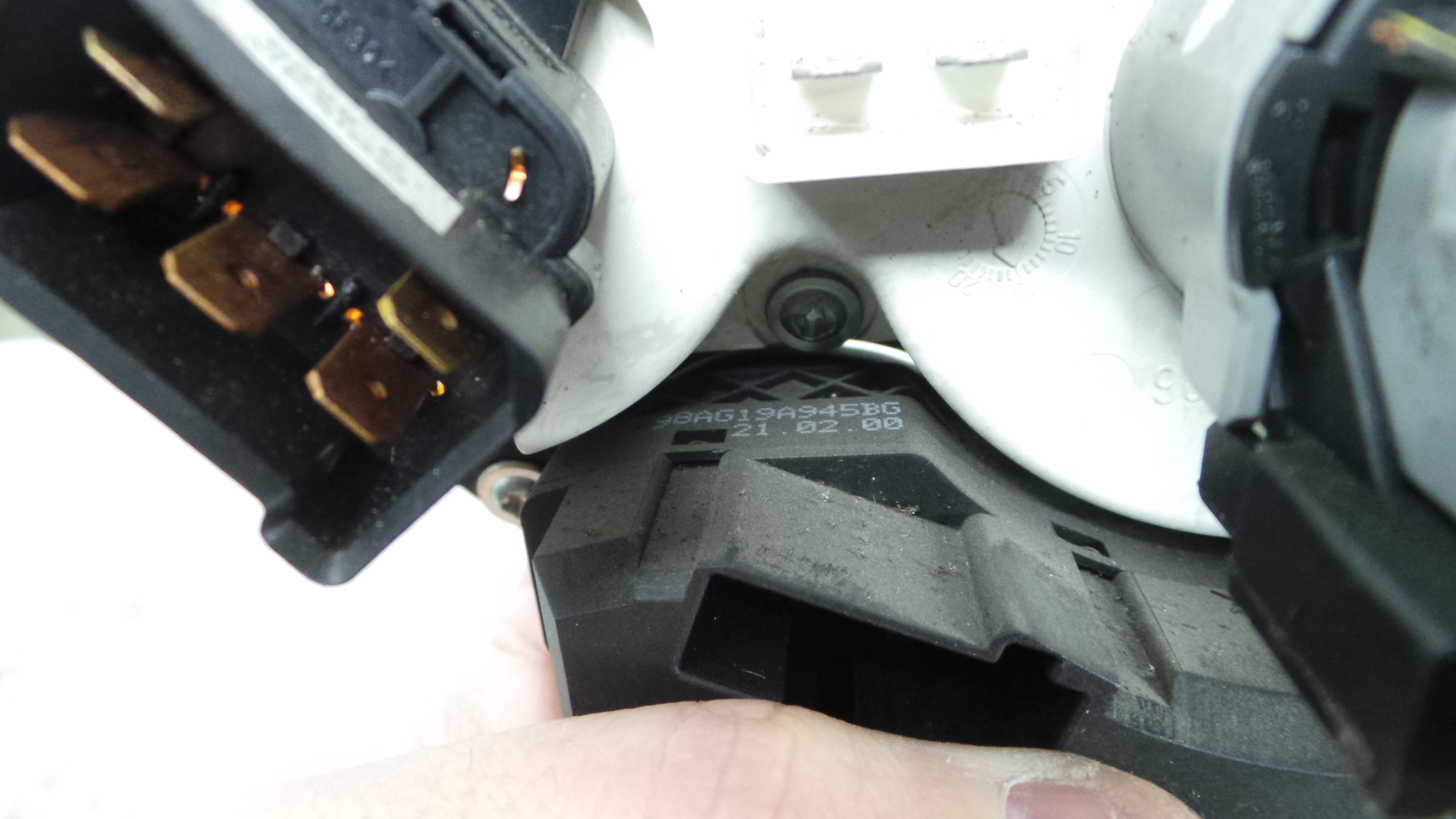 Comando da Sofagem / Climatronic 98AB-18C419-AF - FORD FOCUS I (DAW, DBW)-33640333