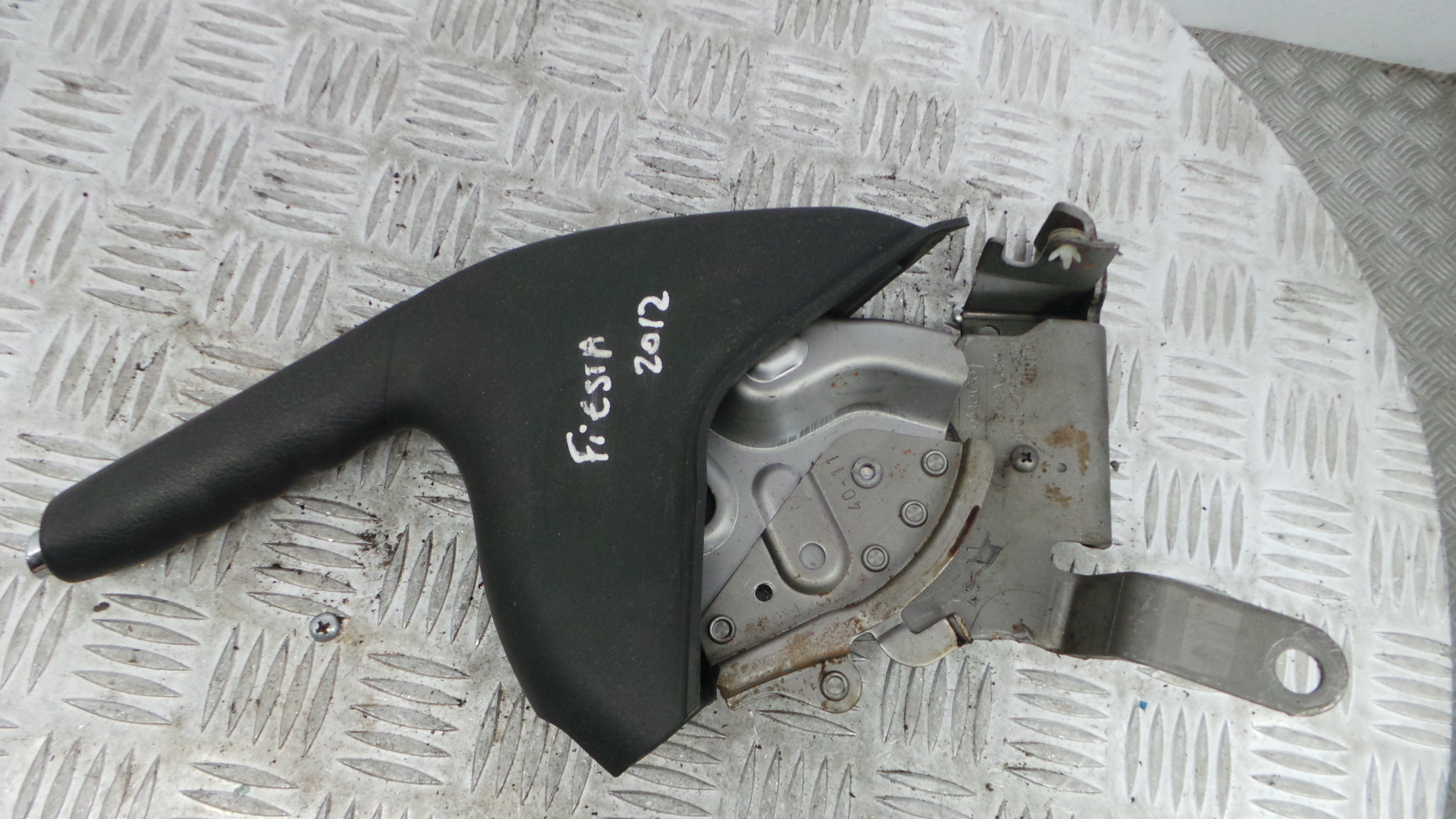 Travão de Mão  8V51-2780-AJW - FORD FIESTA VI (CB1, CCN)-33640362
