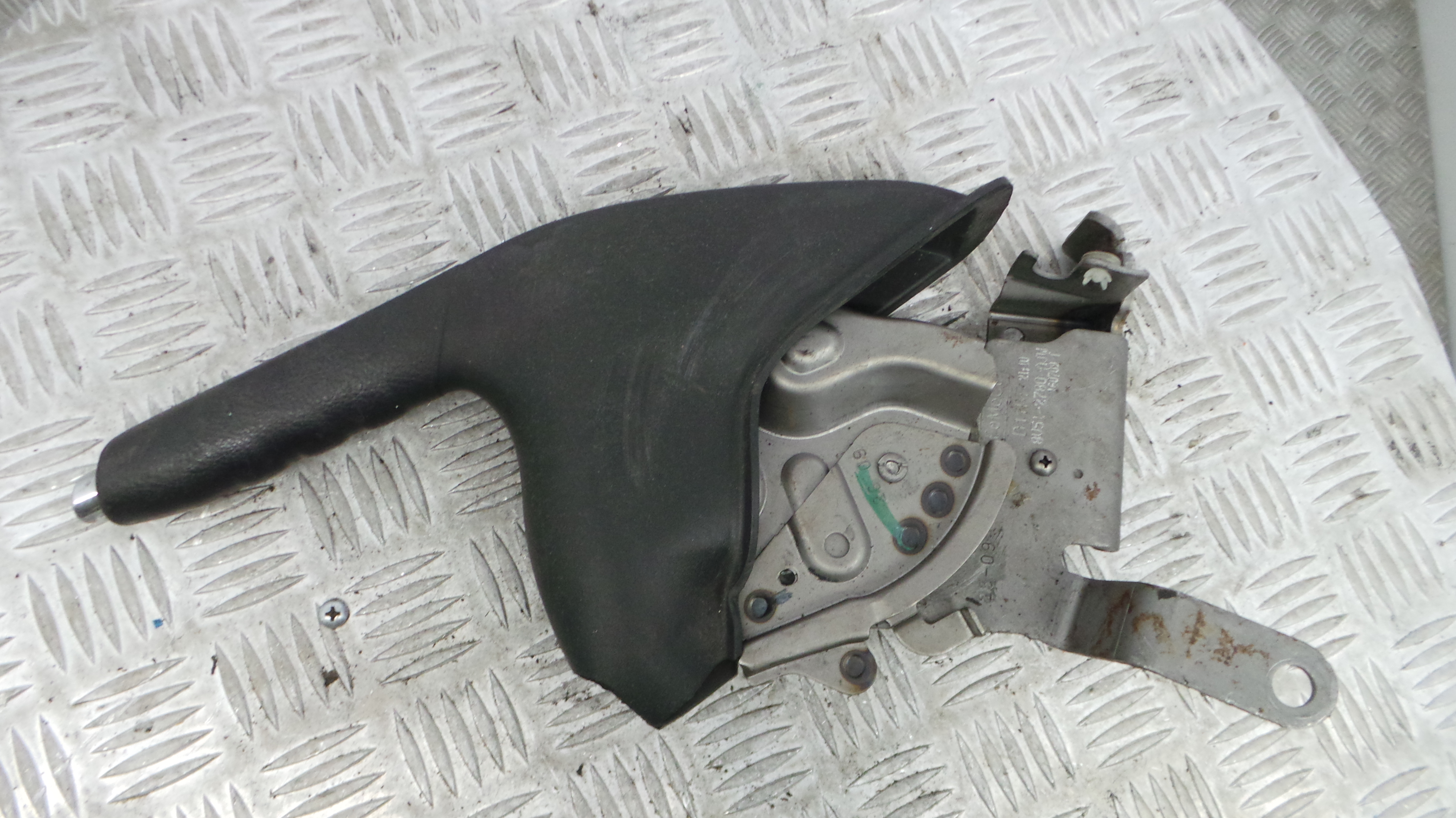 Travão de Mão 8V51-2780-AJW - FORD FIESTA VI (CB1, CCN)-33640368