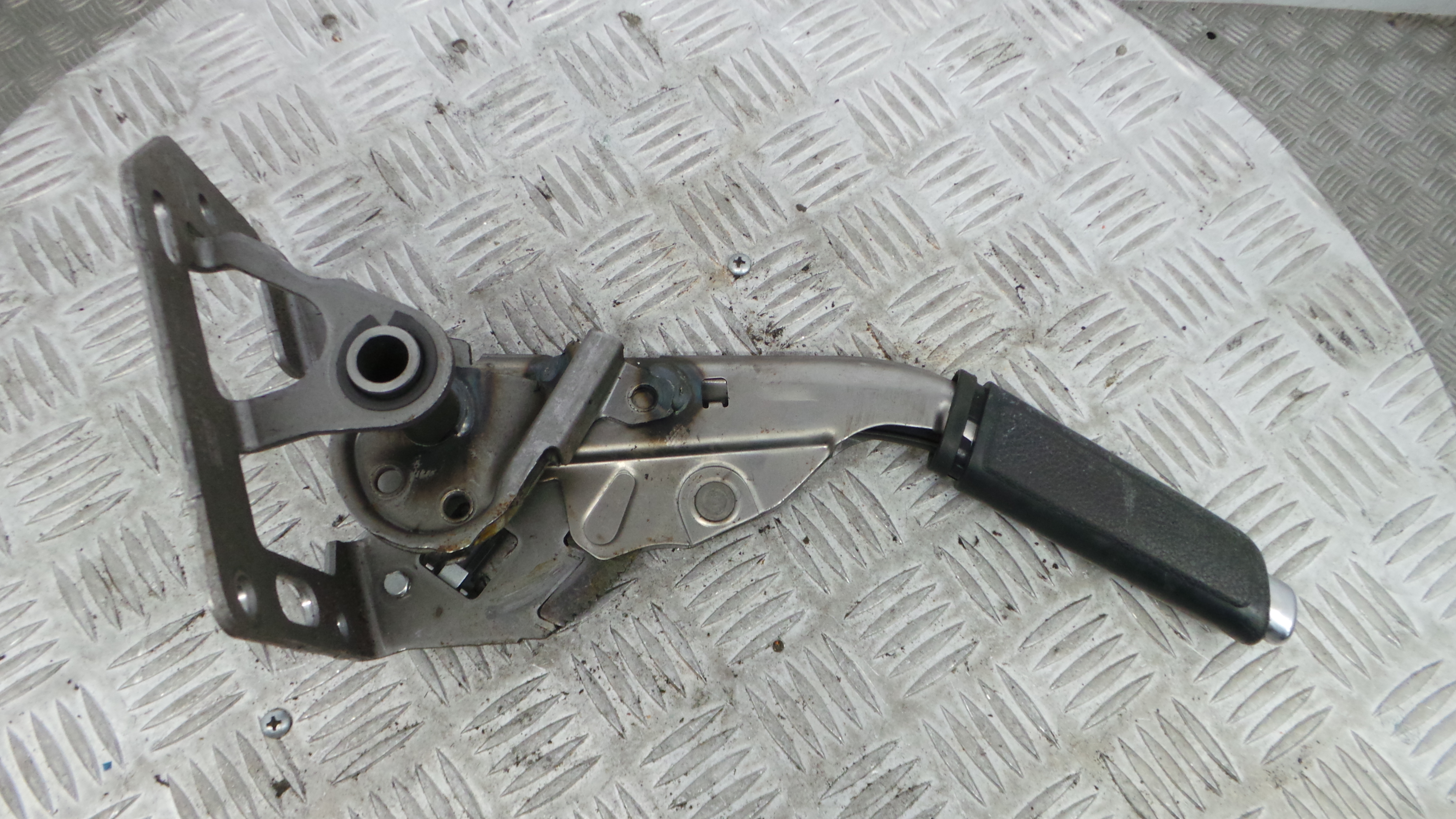 Travão de Mão  3M51-2780-BH - FORD FOCUS II (DA_, HCP, DP)-33640371