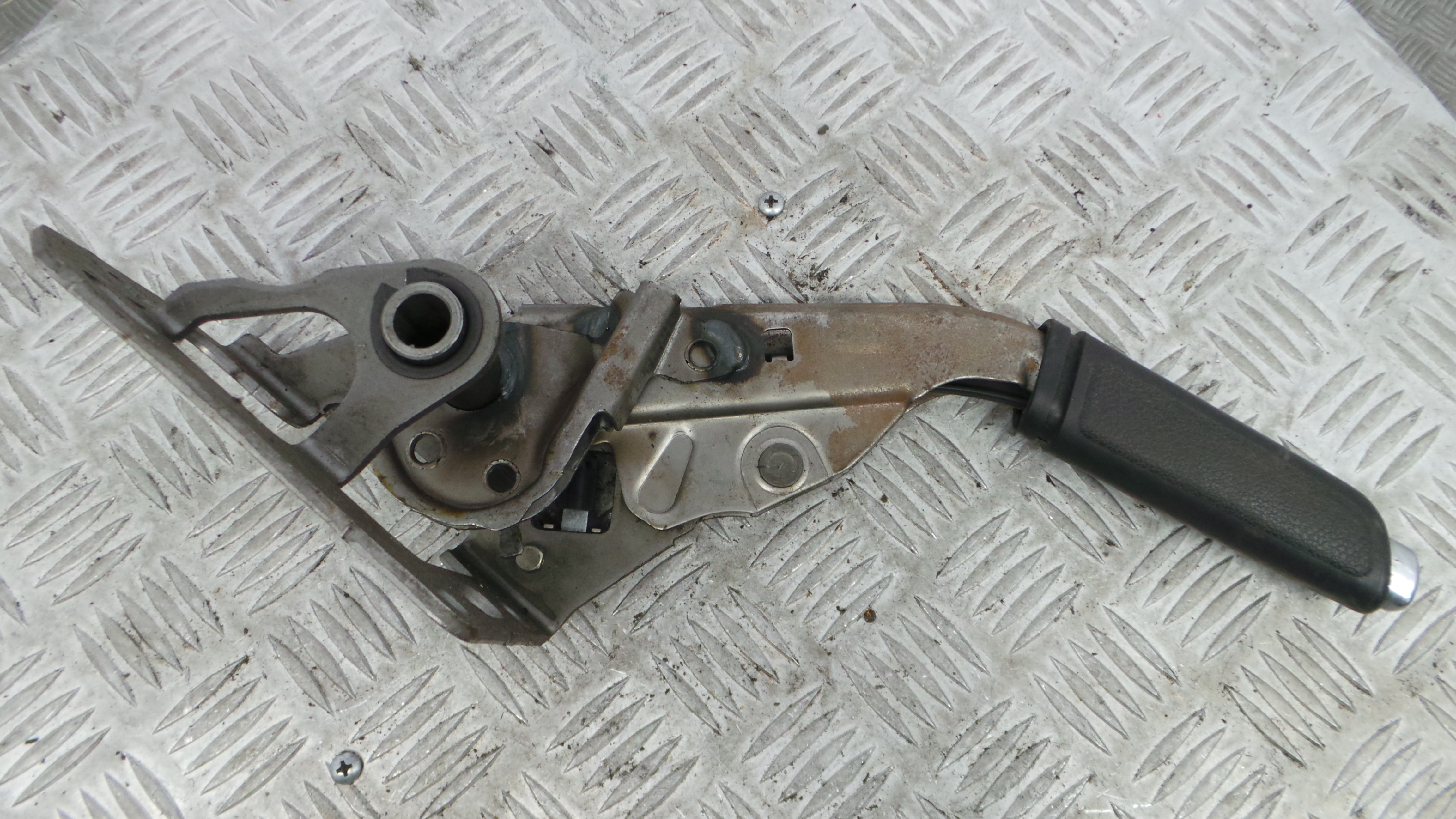 Travão de Mão  3M51-2780-DB - FORD FOCUS II (DA_, HCP, DP)-33640377