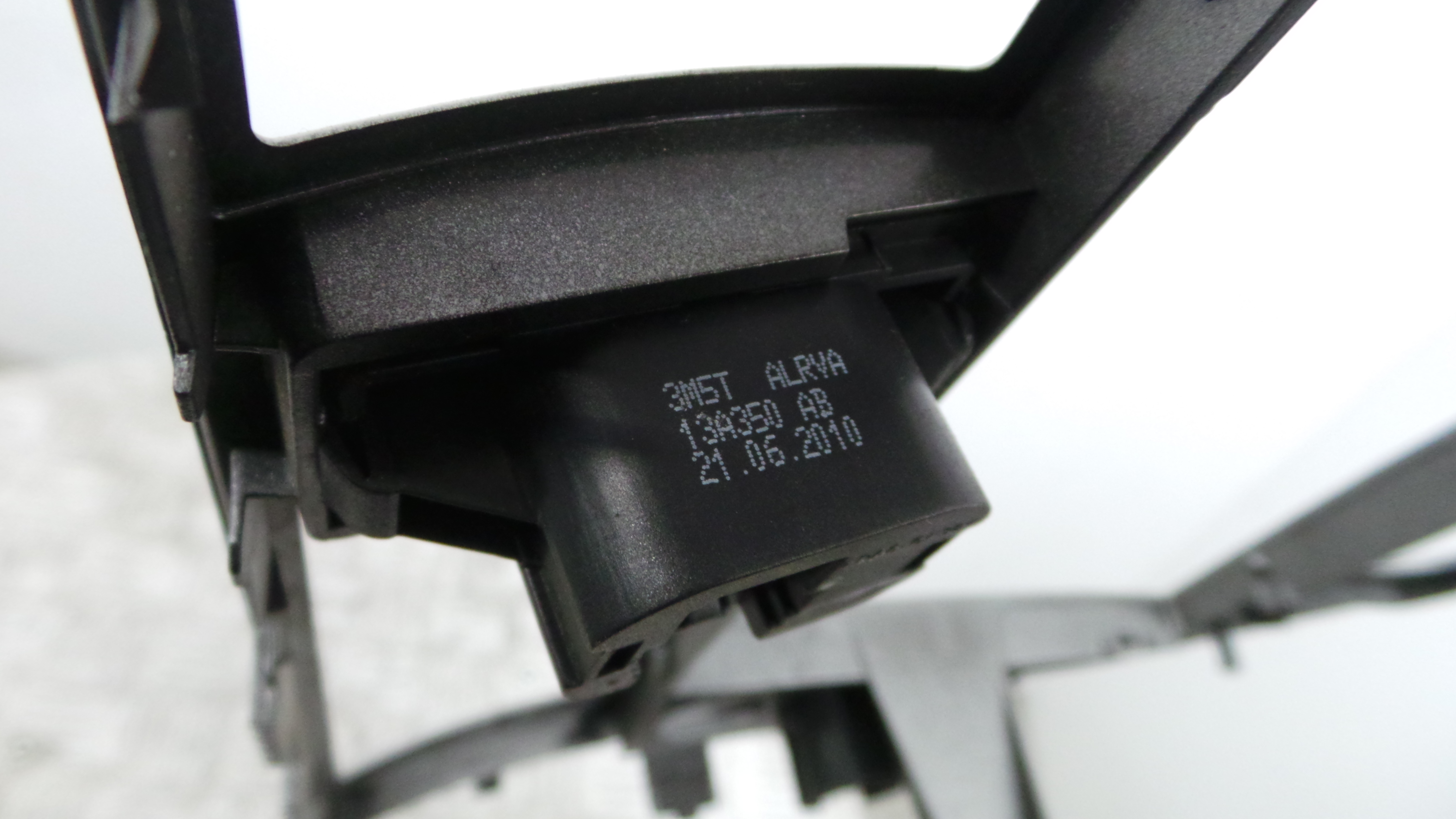 Aro Consola Central 3M51-18522 - FORD C-MAX (DM2)-33640496