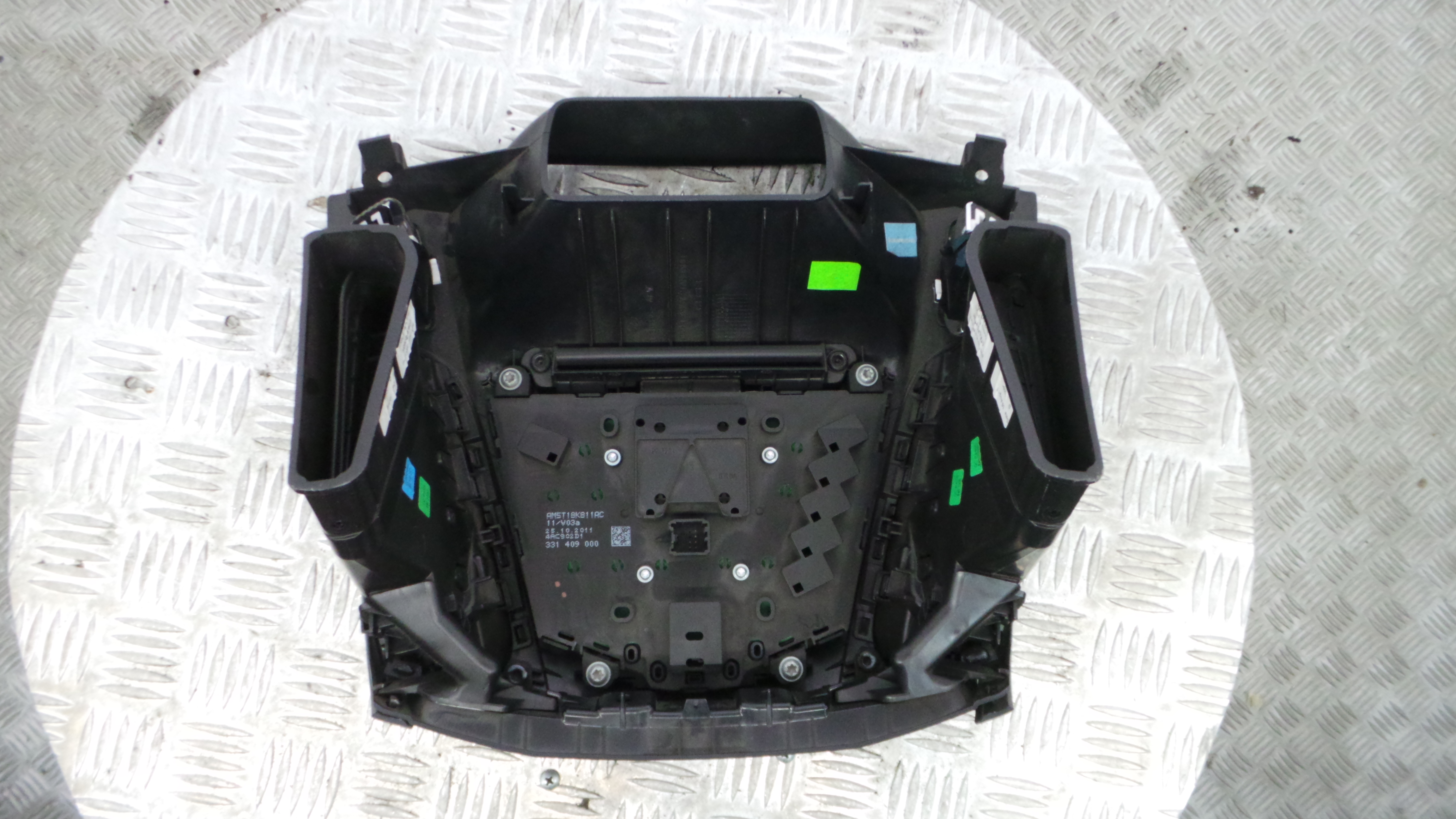 Auto-rádios AM5T-18K811-AC - FORD FOCUS III-33640515