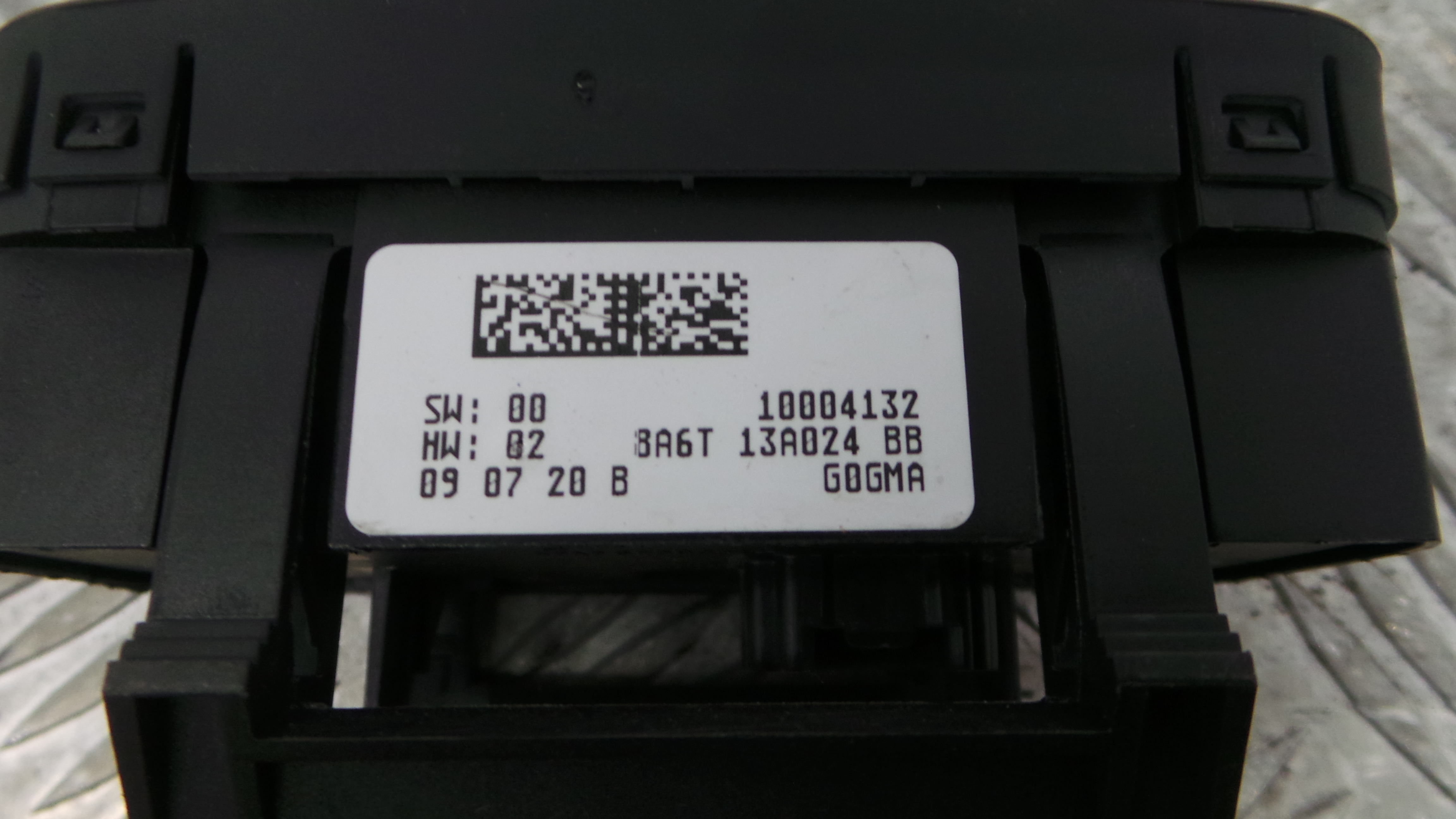 Comando das luzes  8A6T-13A024-BB - FORD FIESTA VI (CB1, CCN)-33641165