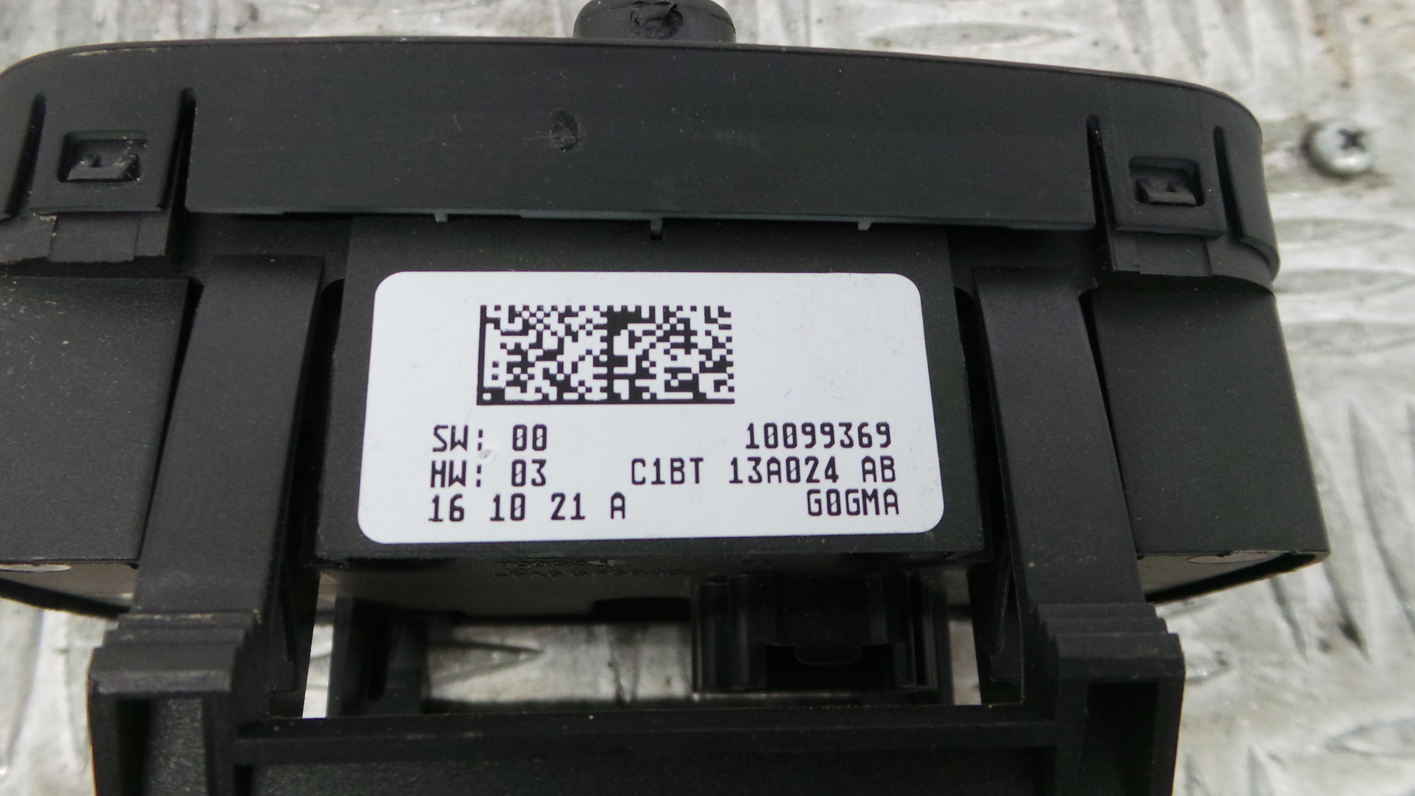 Comando das luzes  C1BT-13A024-AB - FORD FIESTA VI (CB1, CCN)-33641174