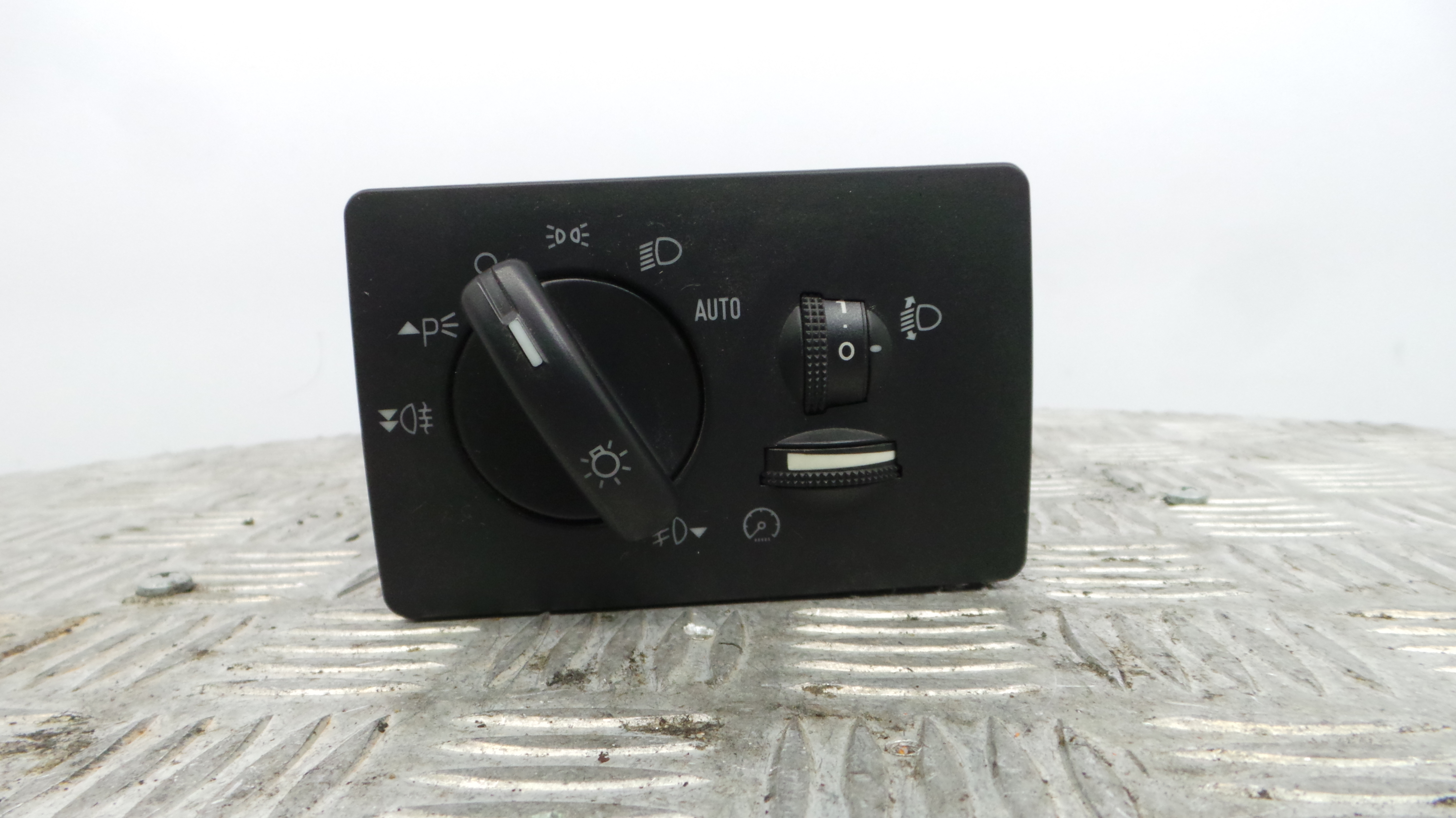 Comando das luzes  7M5T-13A024-CA - FORD FOCUS II (DA_, HCP, DP)-33641180