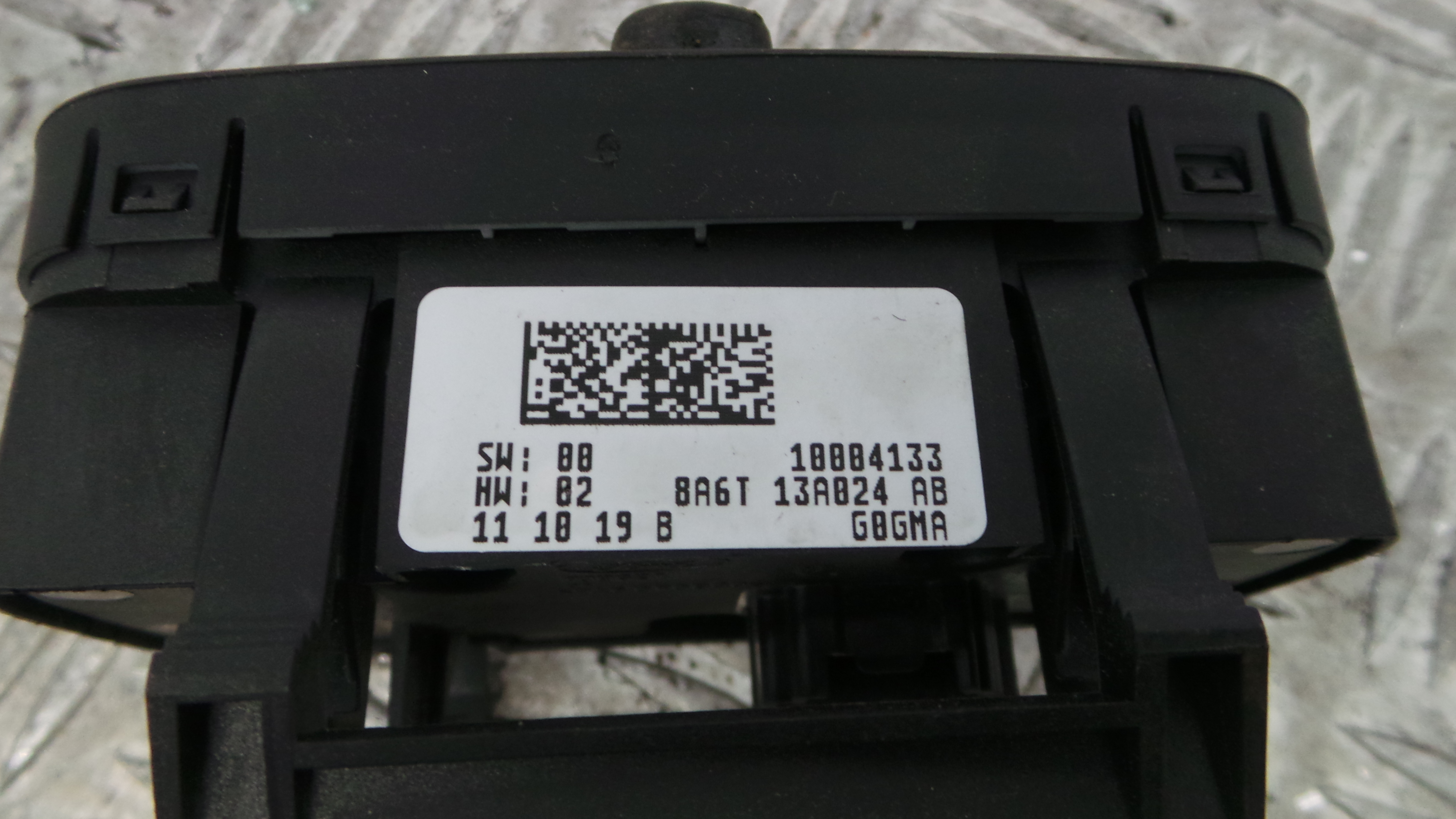 Comando das luzes 8A6T-13A024-AB - FORD FIESTA VI (CB1, CCN)-33641183