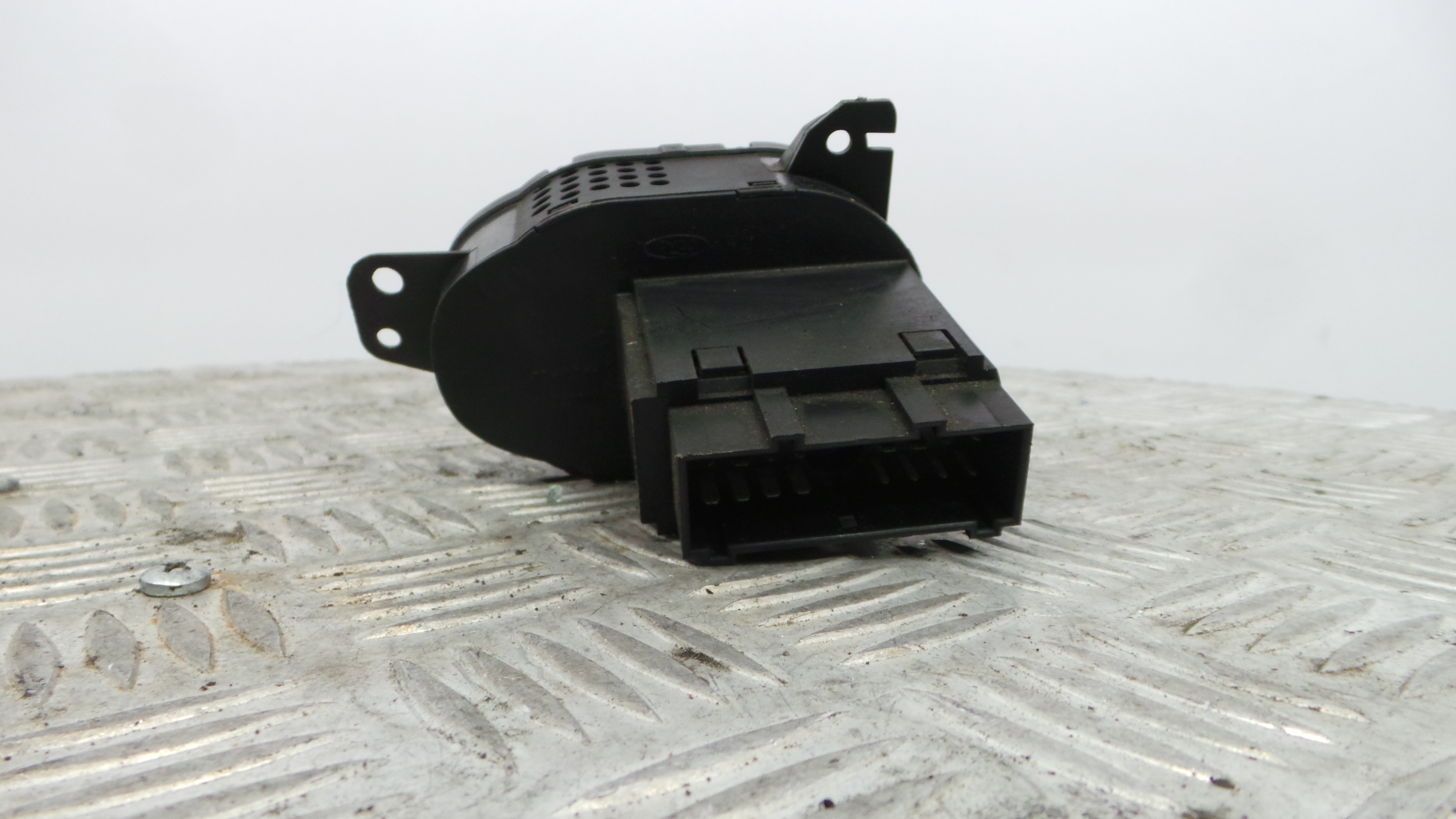 Comando das luzes  98AG-13A024-CE - FORD FOCUS I (DAW, DBW)-33641195