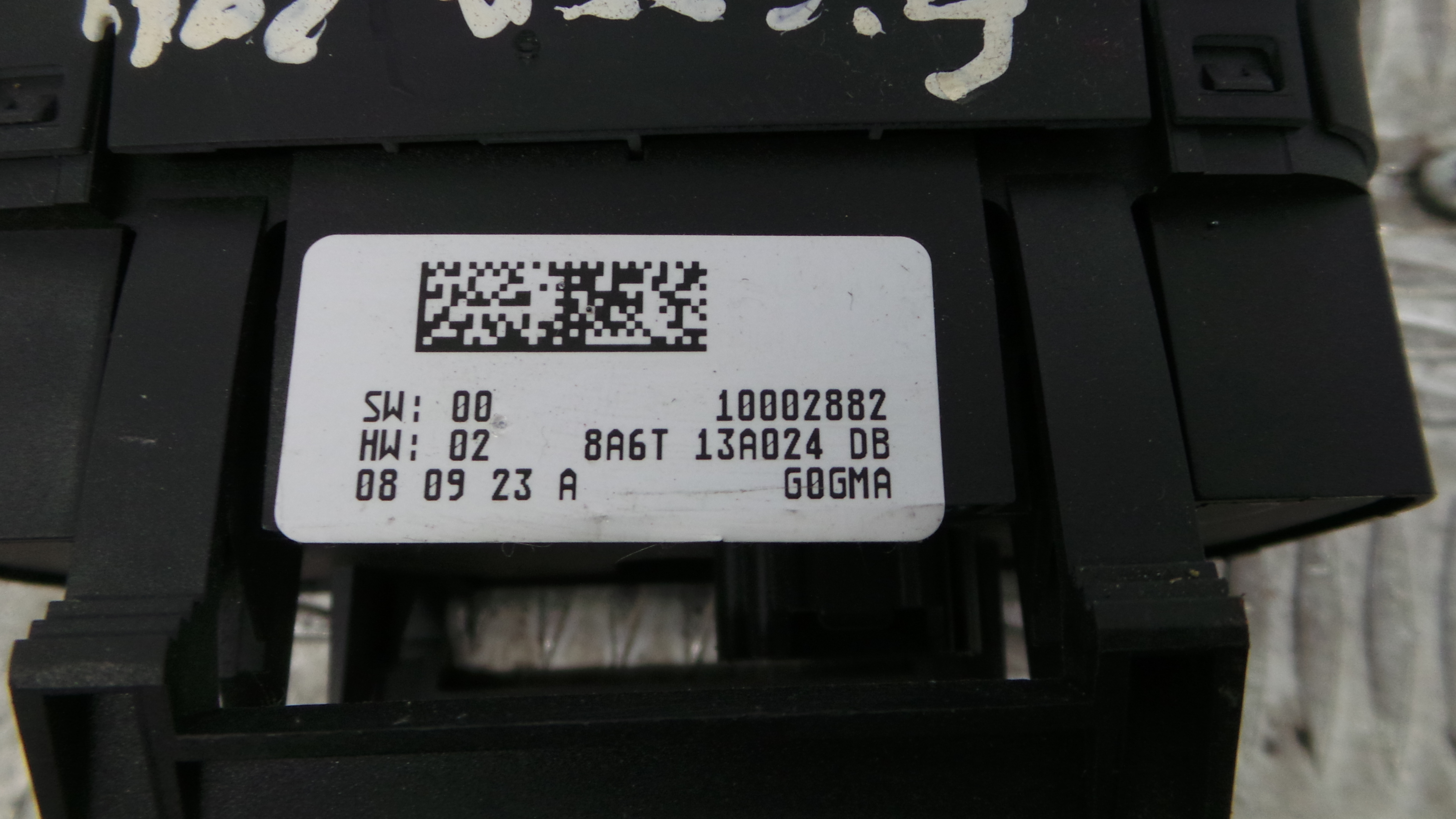 Comando das luzes  8A6T-13A024-DB - FORD FIESTA VI (CB1, CCN)-33641216