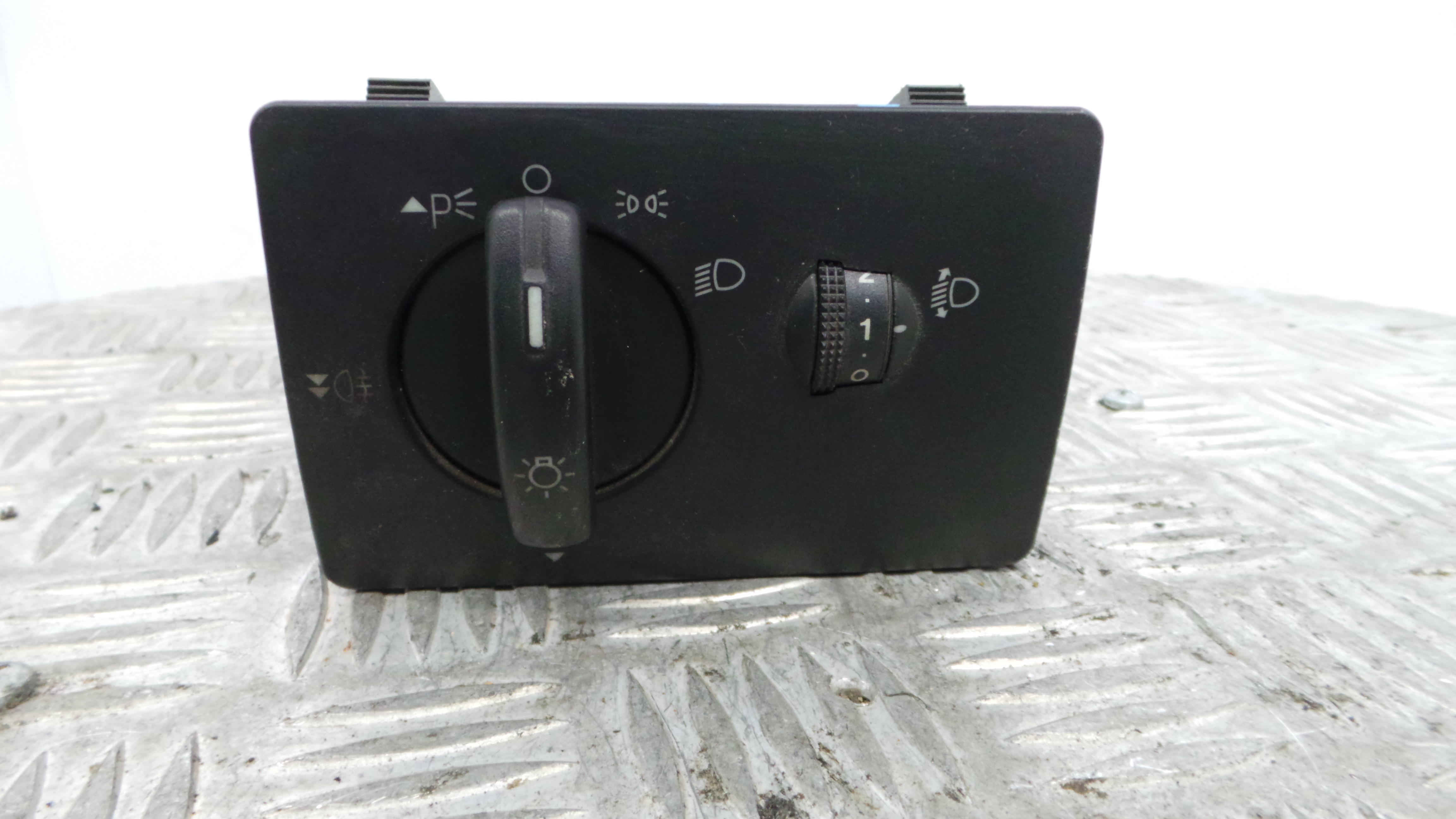 Comando das luzes  4M5T-13A024-LA - FORD FOCUS II (DA_, HCP, DP)-33641225