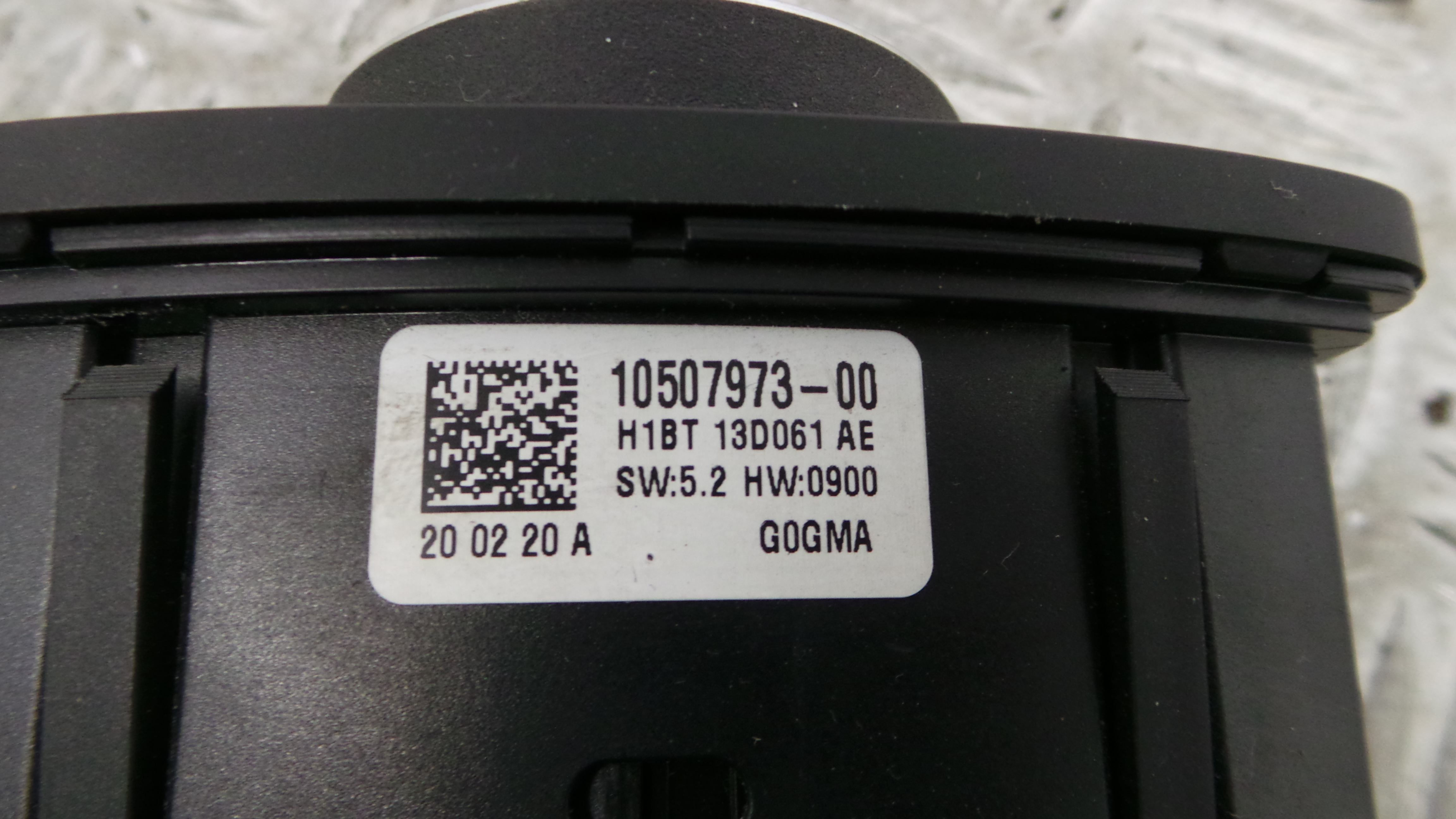 Comando das luzes  H1BT-13D061-AE - FORD FIESTA VII (HJ, HF)-33641243