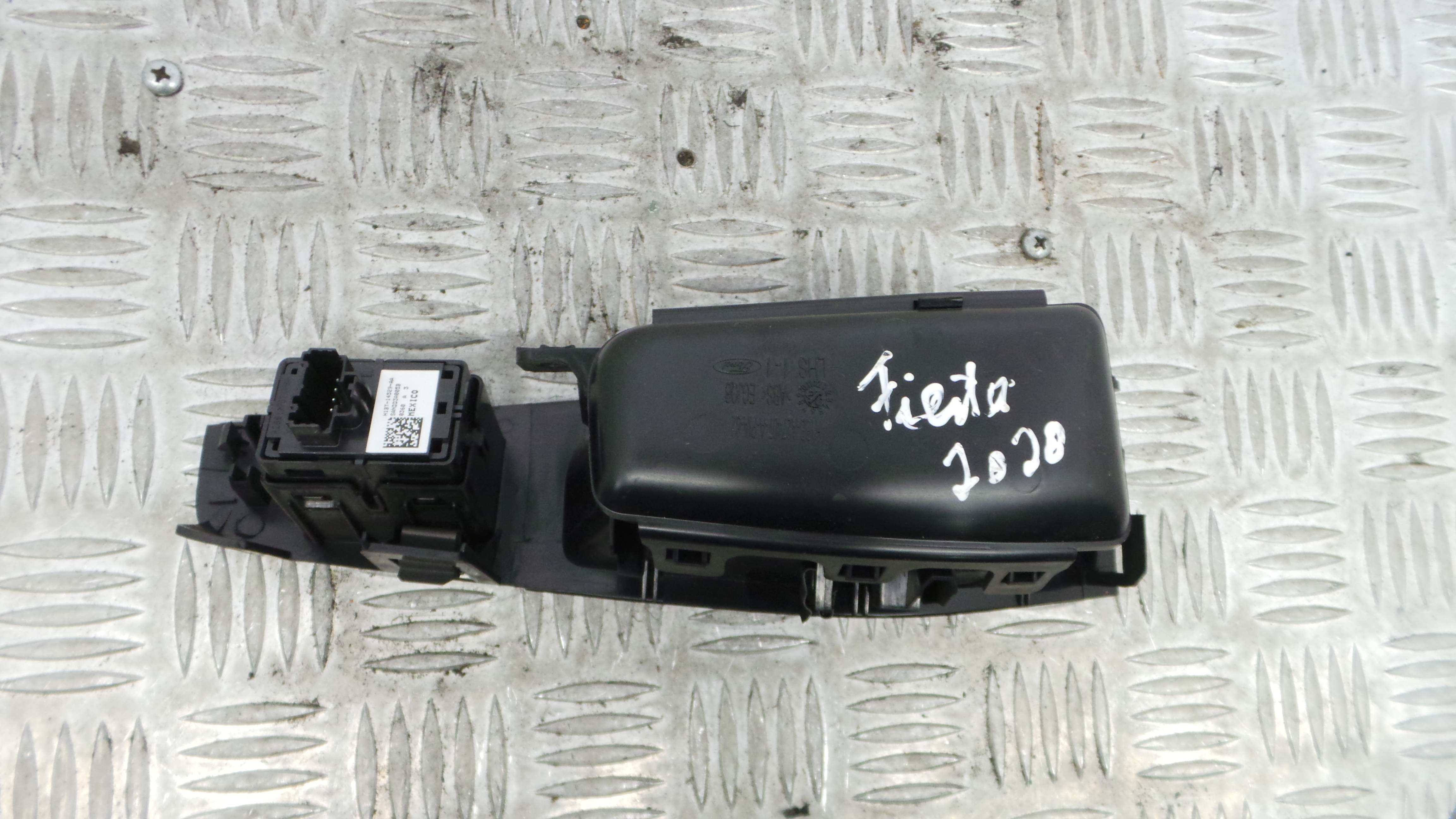 Interruptor / Comando Elevador Vidro Trás Esq H1BT-14529-AA - FORD FIESTA VII (HJ, HF)-33641792
