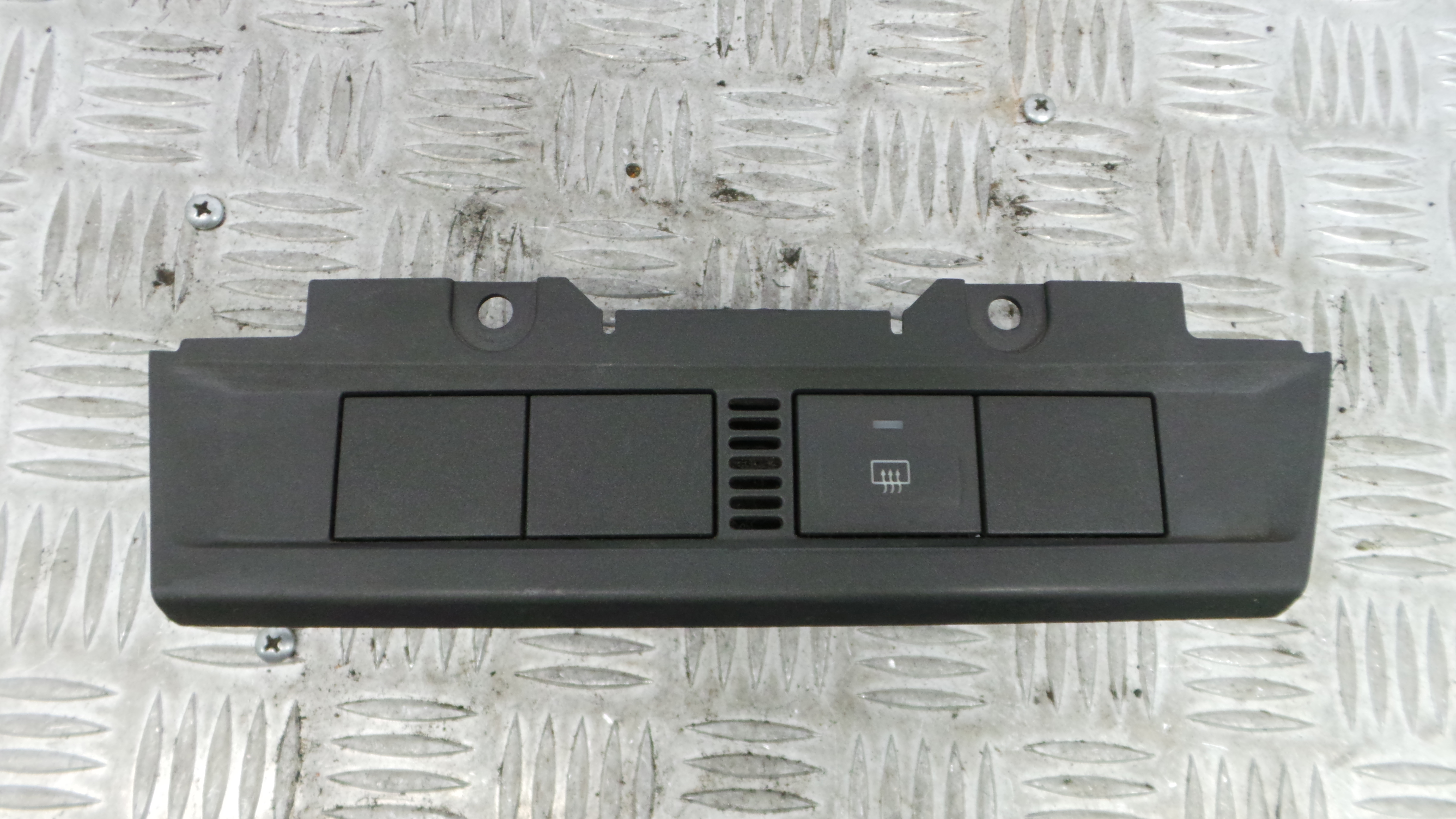 Botões da Consola  4M51-13D734-BB - FORD FOCUS II (DA_, HCP, DP)-33641824