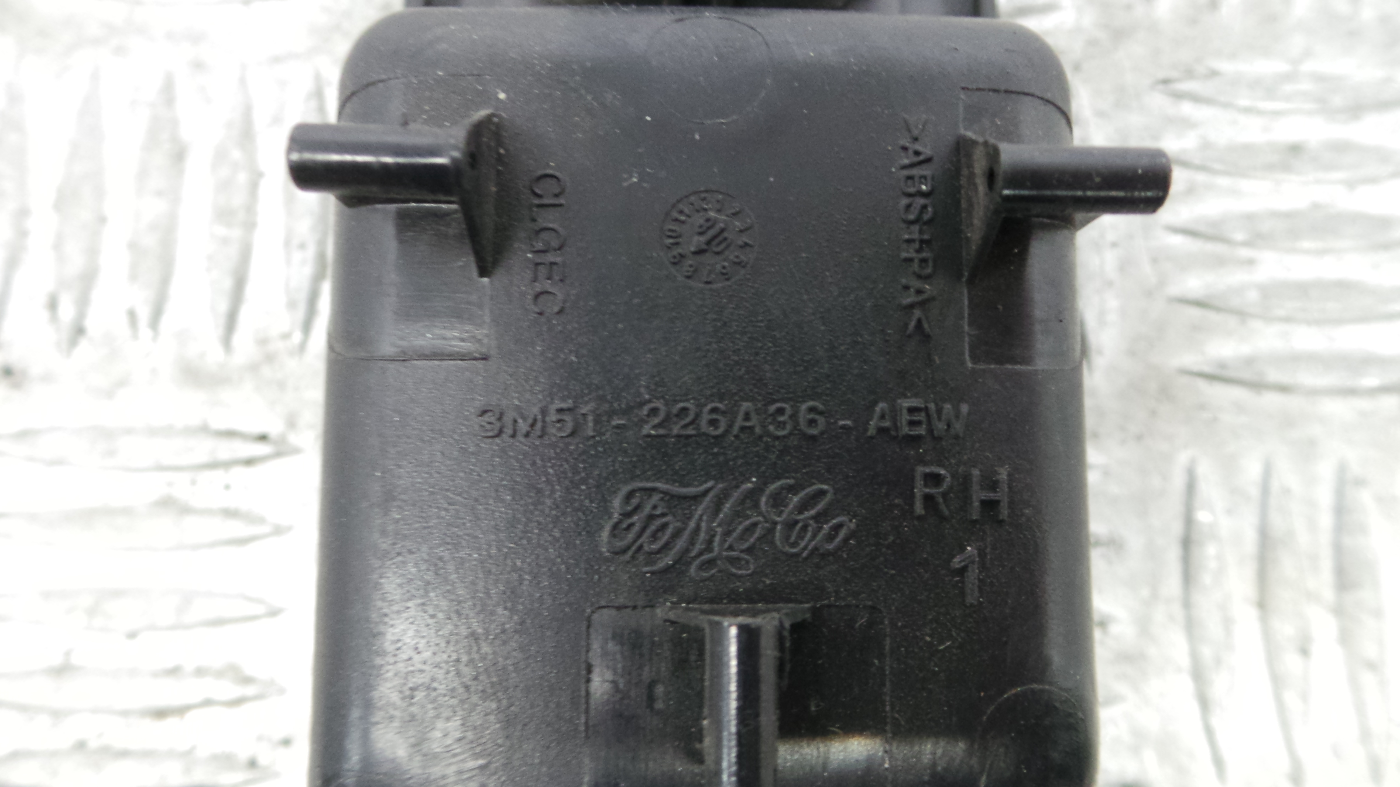 Interruptor / Comando Elevador Vidro Trás Dto 3M51-226A36-AEW - FORD FOCUS II (DA_, HCP, DP)-33641830