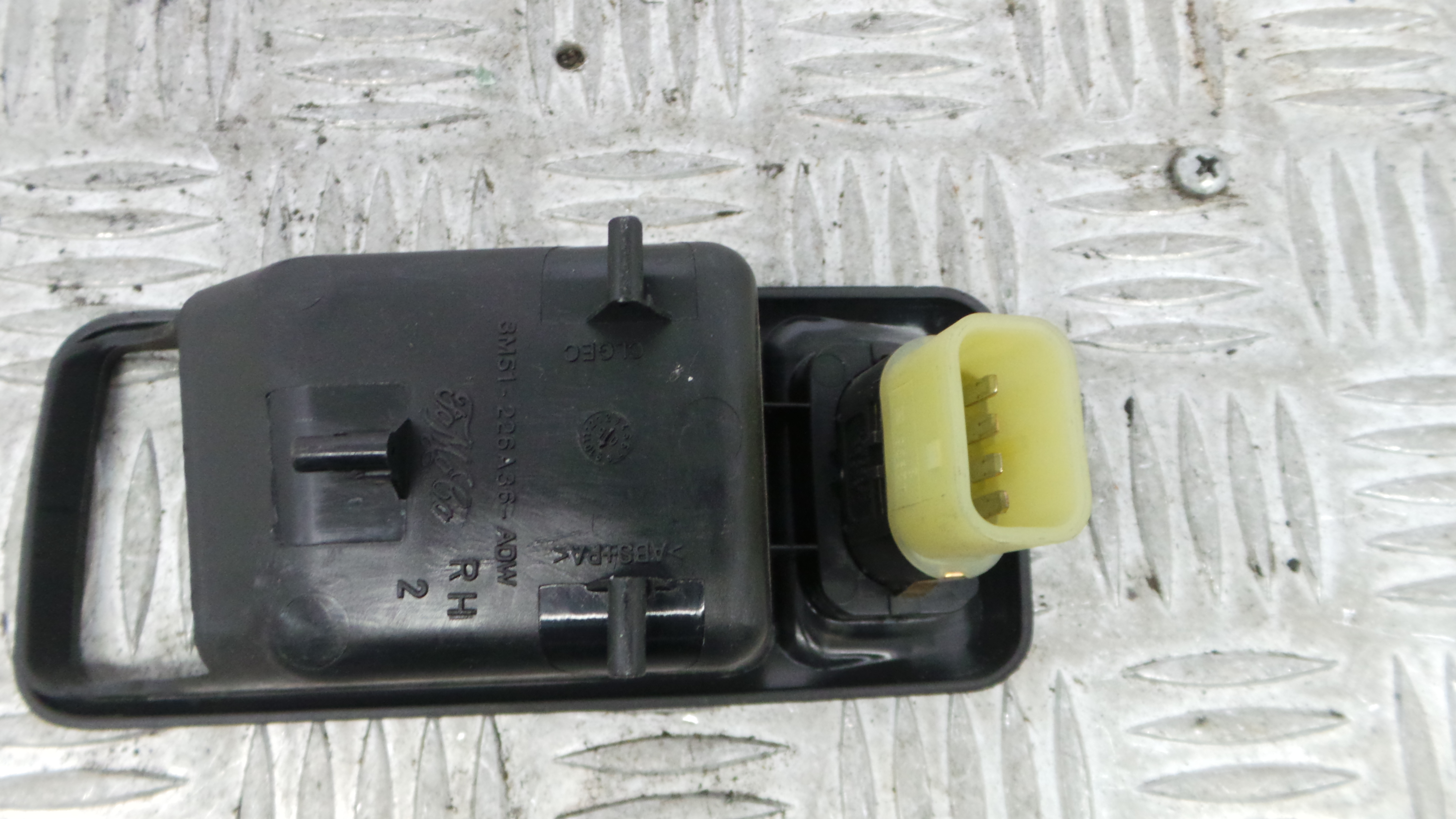 Interruptor / Comando Elevador Vidro Frente Dto 3M51-226A36-ADW - FORD FOCUS II (DA_, HCP, DP)-33641836