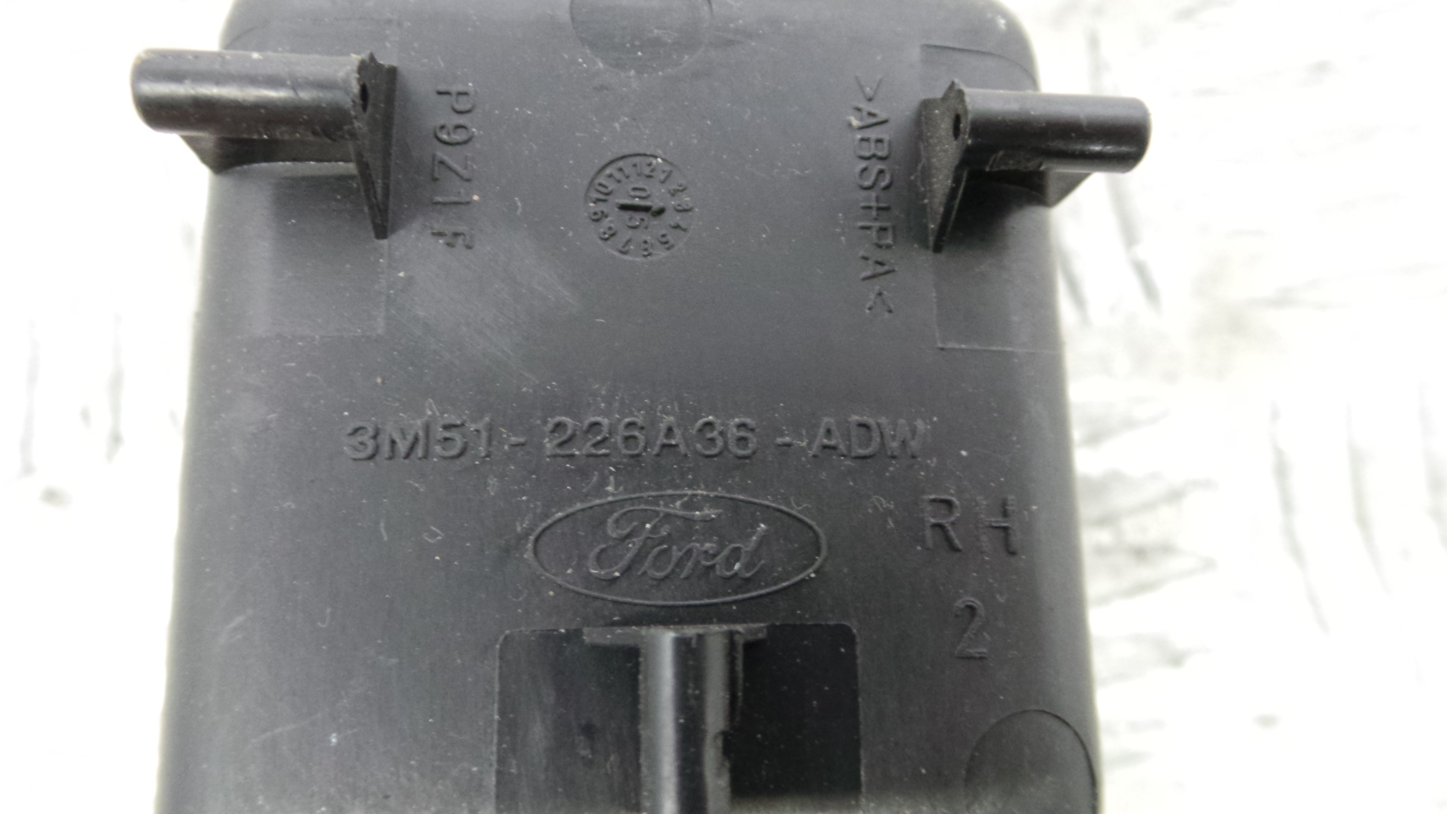 Interruptor / Comando Elevador Vidro Frente Dto  3M51-226A36-ADW - FORD FOCUS II (DA_, HCP, DP)-33641842