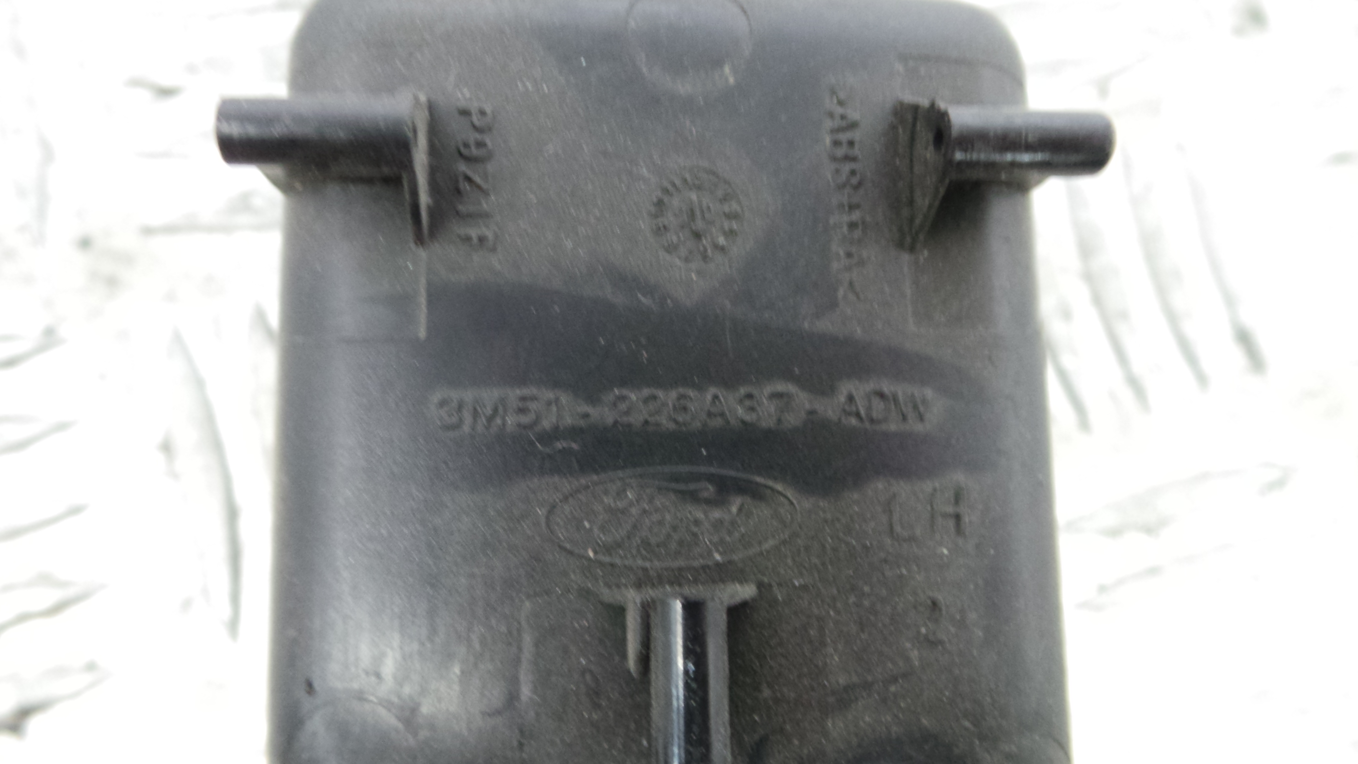 Interruptor / Comando Elevador Vidro Trás Esq 3M51-226A36-ADW - FORD FOCUS II (DA_, HCP, DP)-33641848