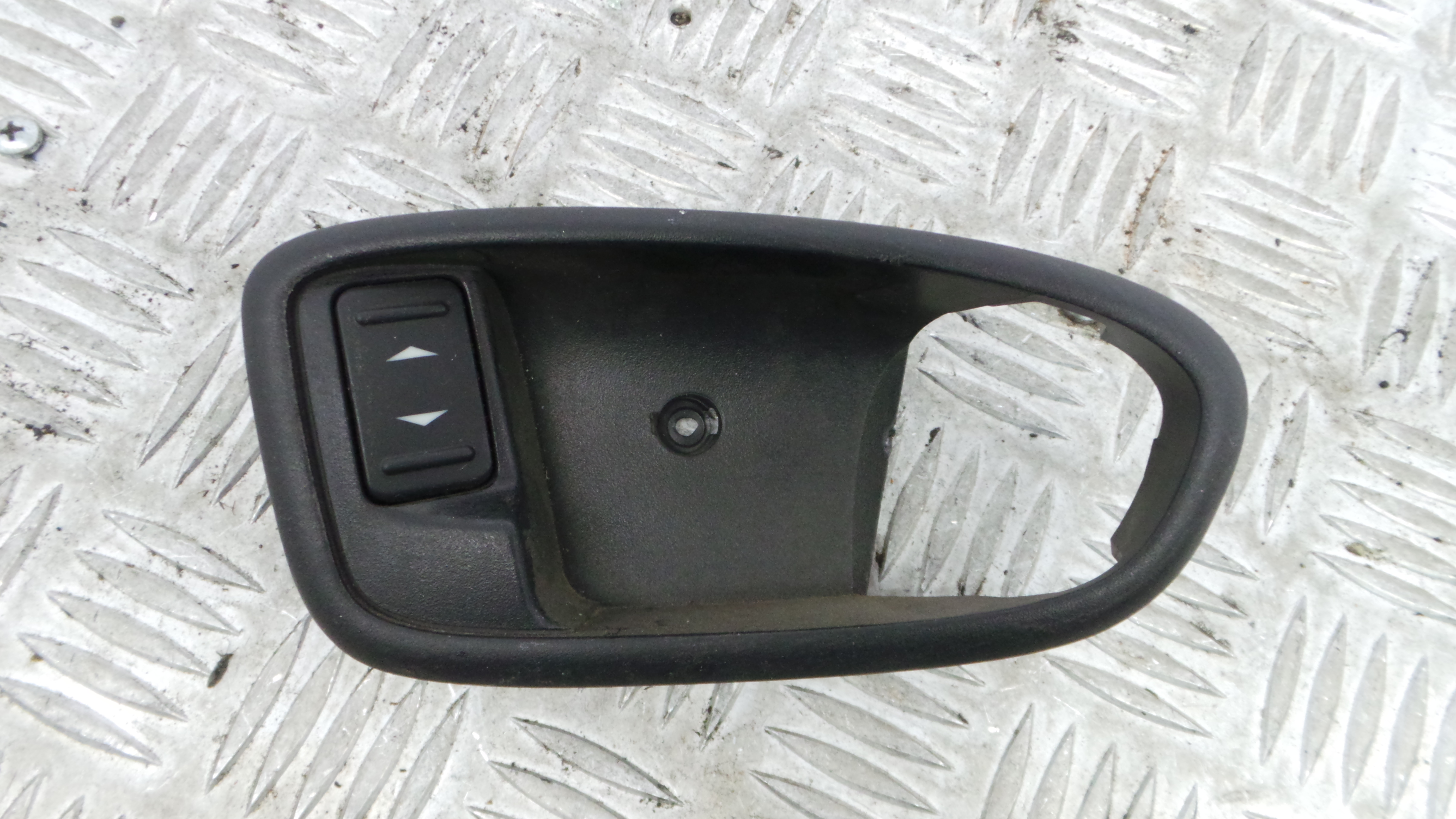 Interruptor / Comando Elevador Vidro Trás Dto 6M21-U226A36-BBW - FORD S-MAX (WA6)-33641860