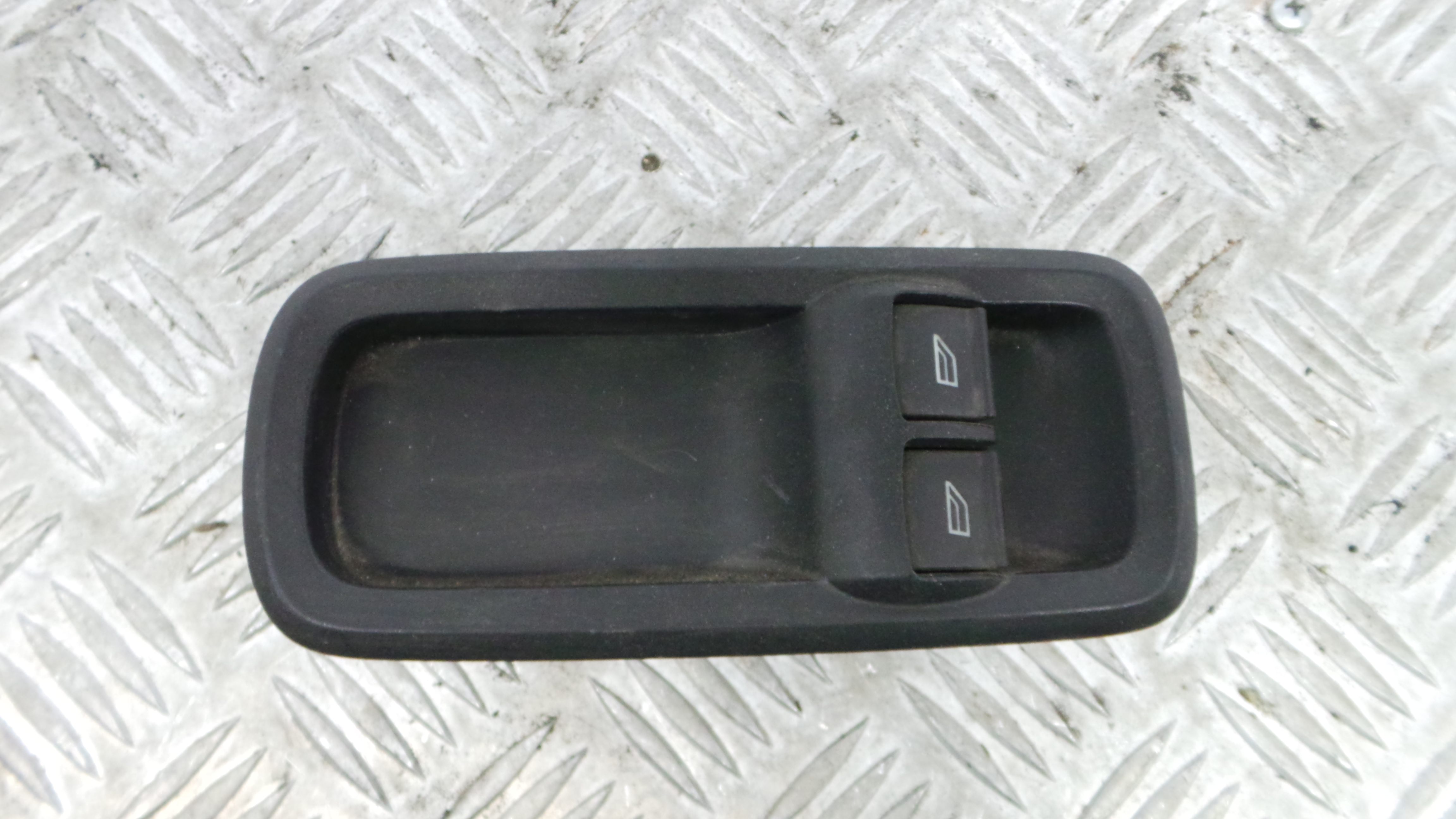 Interruptor / Comando Elevador Vidro Frente Esq  8A6T-14A132-AC - FORD FIESTA VI (CB1, CCN)-33641877
