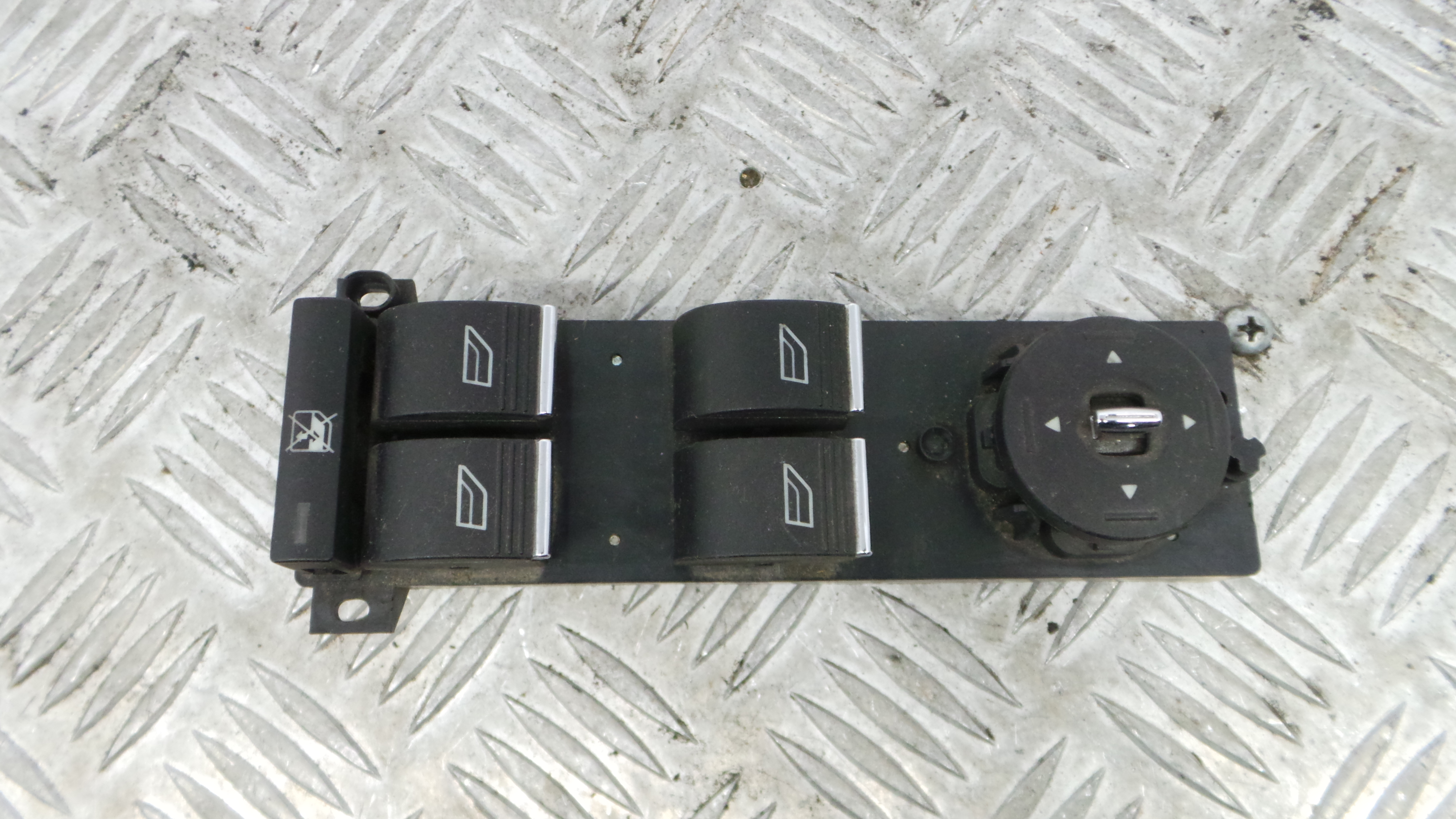 Interruptor / Comando Elevador Vidro Frente Esq  8M5T-14A132-AC - FORD FOCUS II (DA_, HCP, DP)-33641880