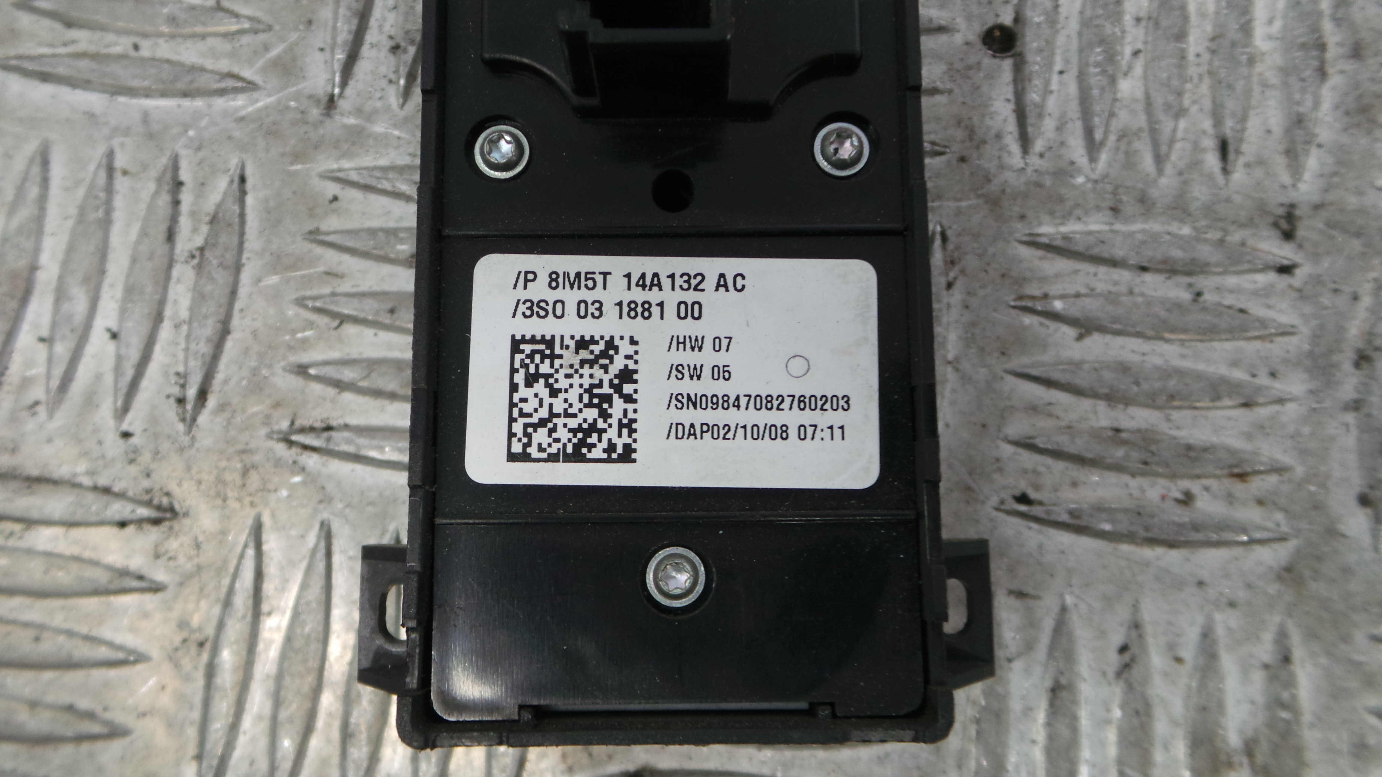 Interruptor / Comando Elevador Vidro Frente Esq  8M5T-14A132-AC - FORD FOCUS II (DA_, HCP, DP)-33641880