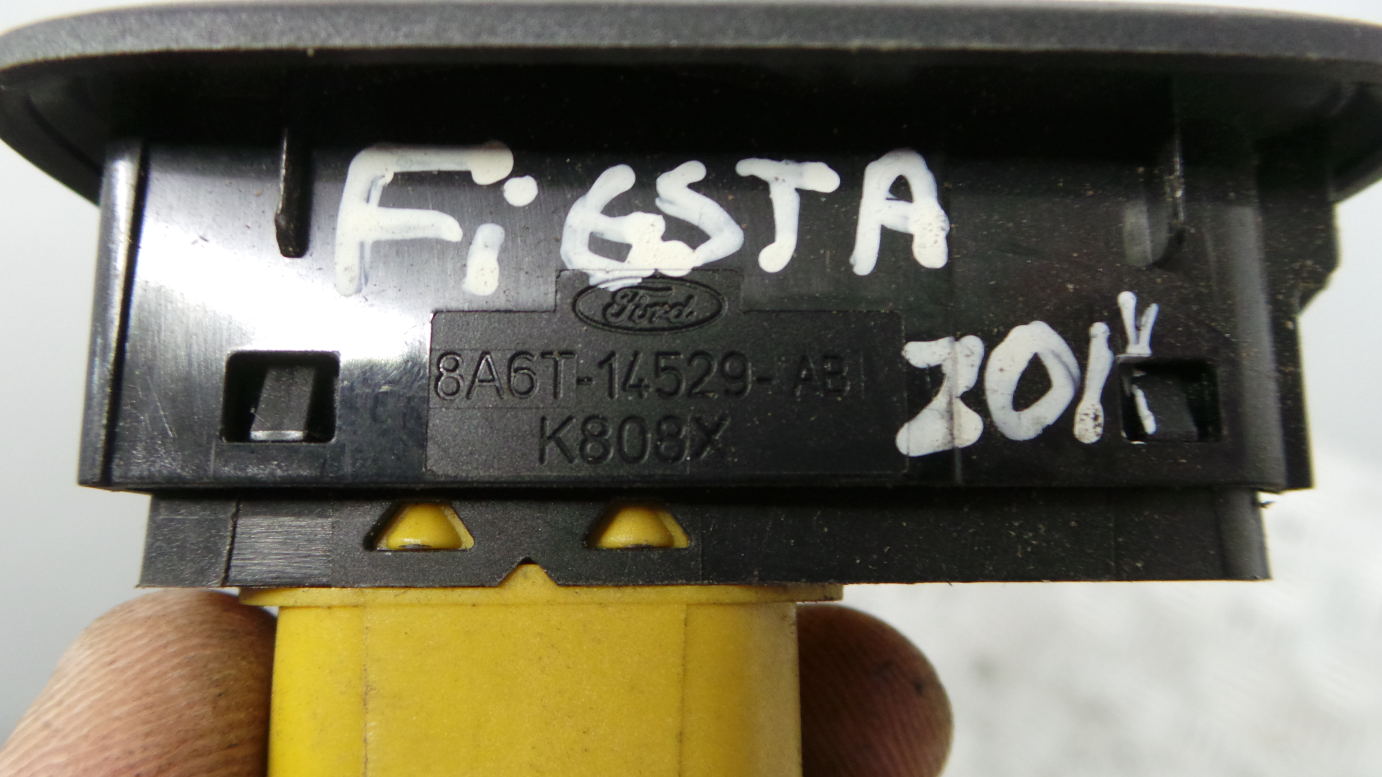 Interruptor / Comando Elevador Vidro Trás Dto 8A6T-14529-AB - FORD FIESTA VI (CB1, CCN)-33641895