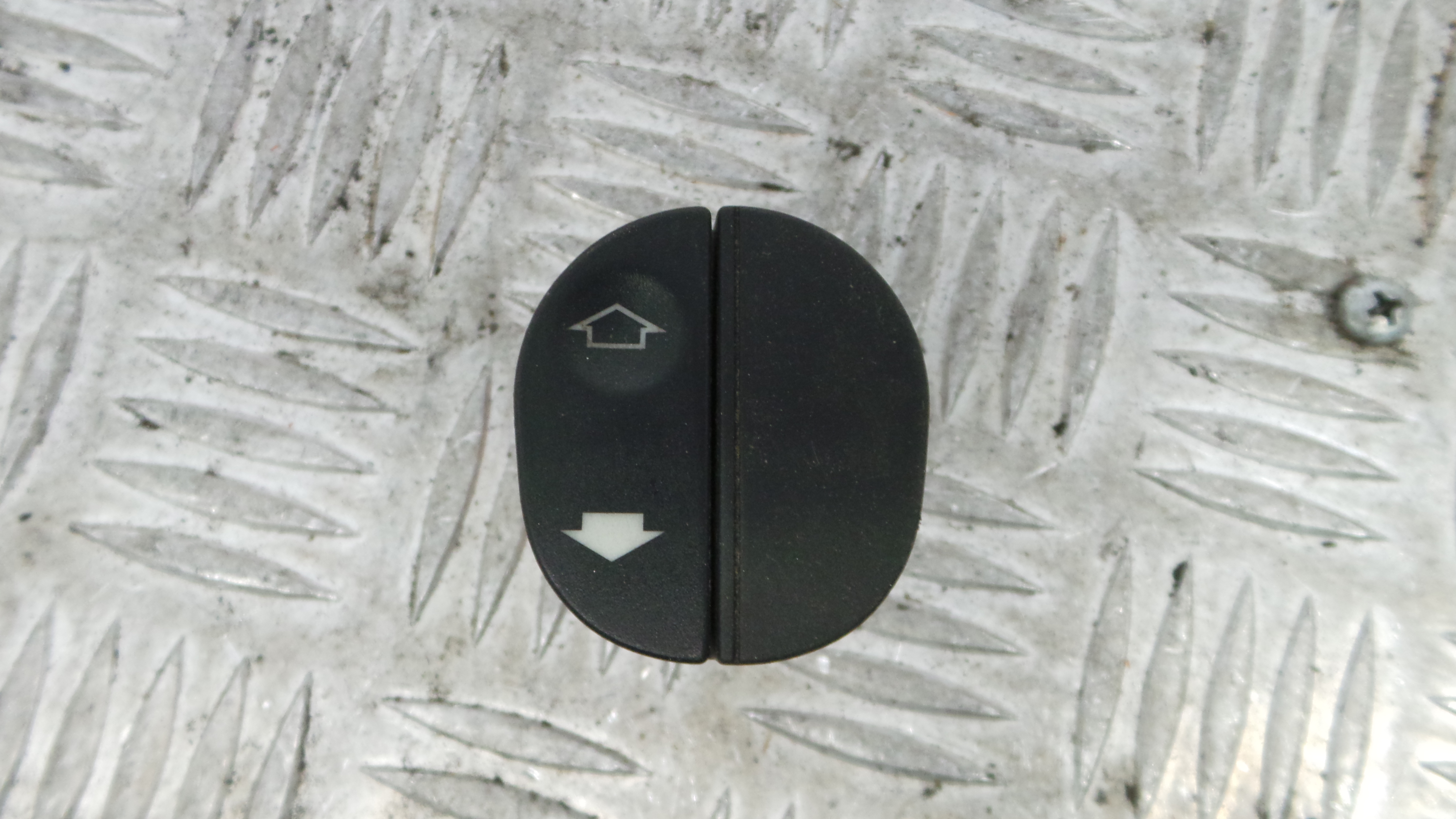 Interruptor / Comando Elevador Vidro Frente Dto  96FG-14529-AD - FORD FIESTA V (JH_, JD_)-33641928