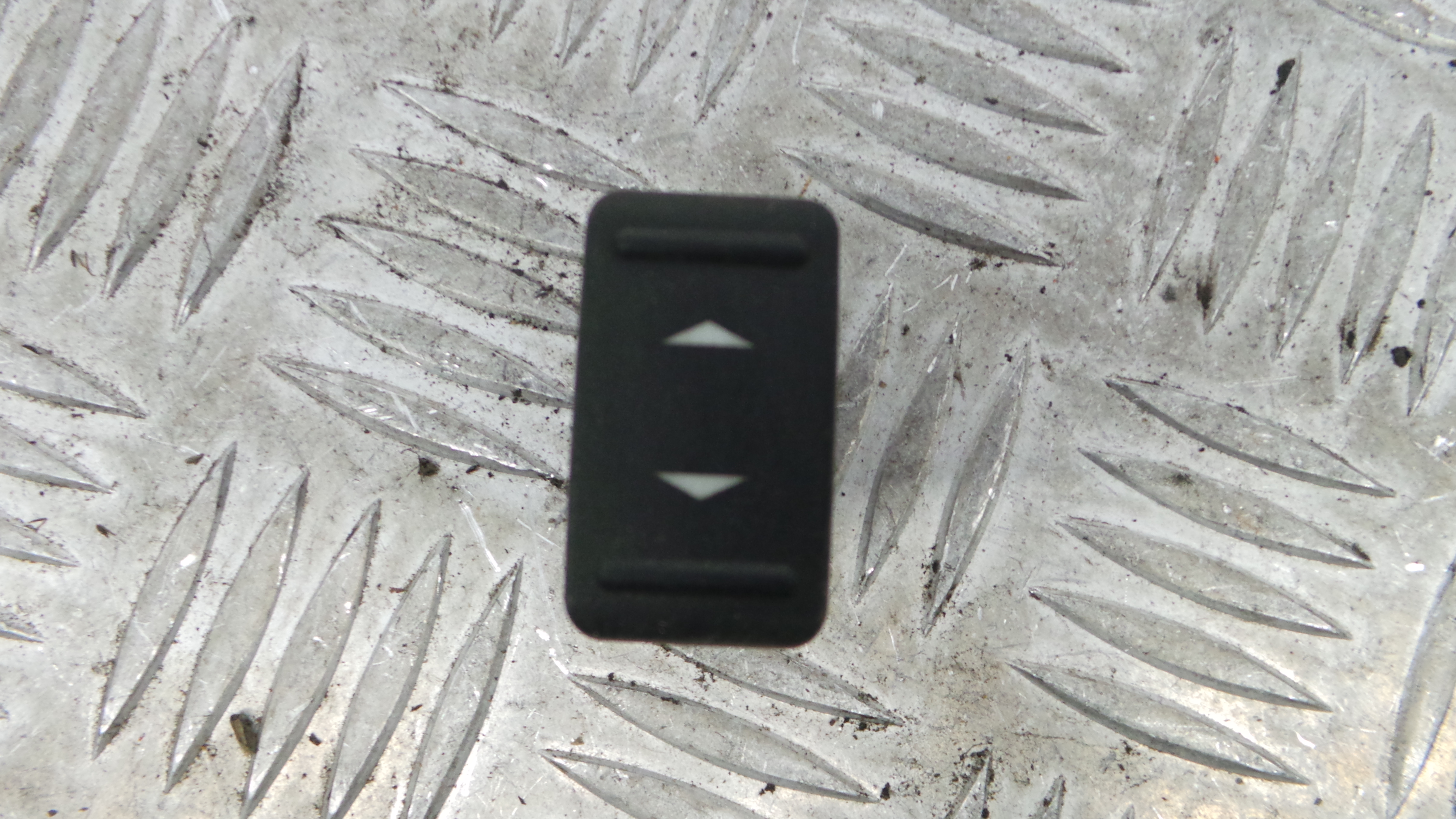 Interruptor / Comando Elevador Vidro Frente Dto  3M5T-14529-AA - FORD FOCUS C-MAX (DM2)-33641979